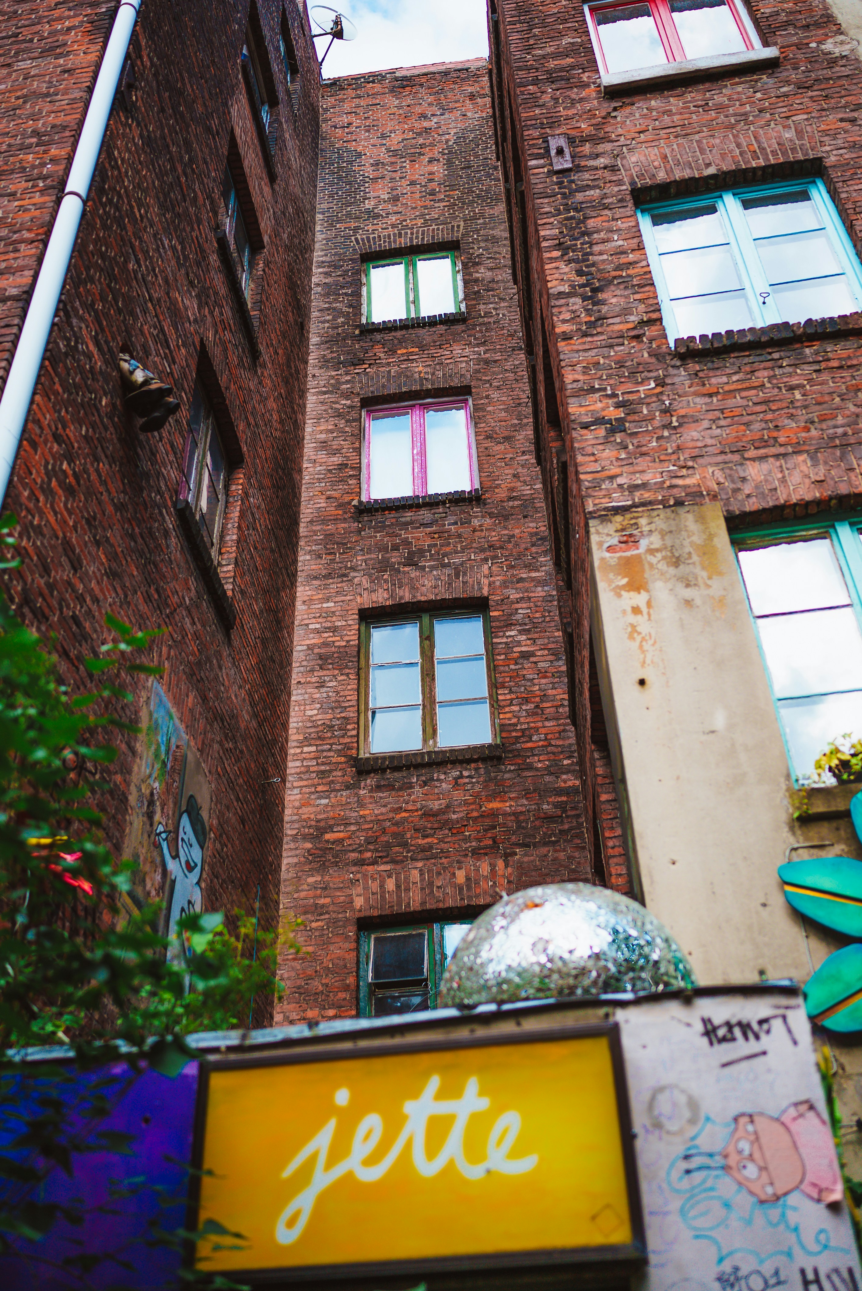 Photo by hk_filmografy