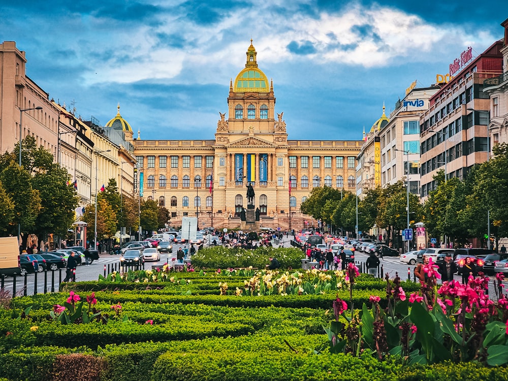 a large building with a golden dome on top of it