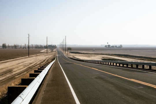 an empty highway with no cars on it