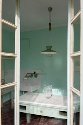 A spotless kitchen shining after thorough post-renovation cleaning.