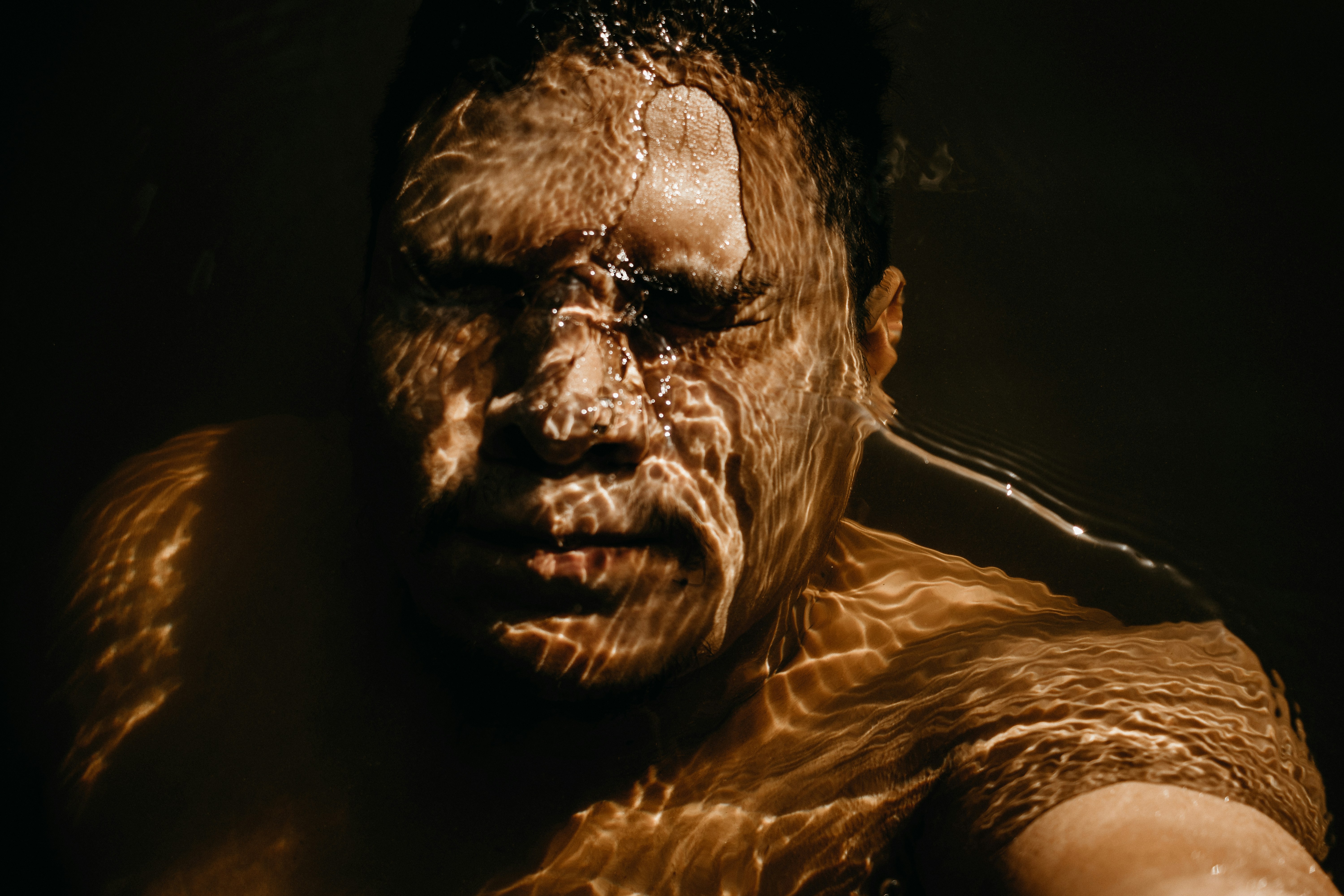 The Psychological Impact on a Reconstructed Neanderthal (image credits: unsplash)