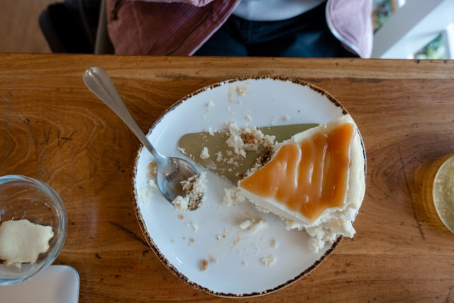 Mango Cream Cheese Pie