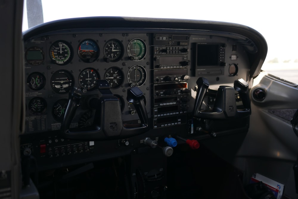 a view of the cockpit of an airplane