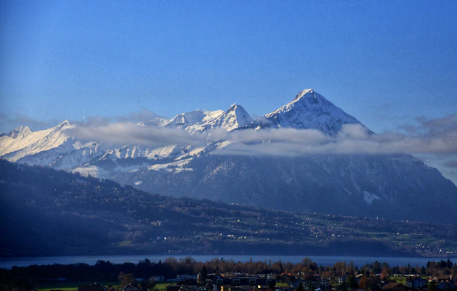 Budget Interlaken Itinerary: 5 Days for Backpackers