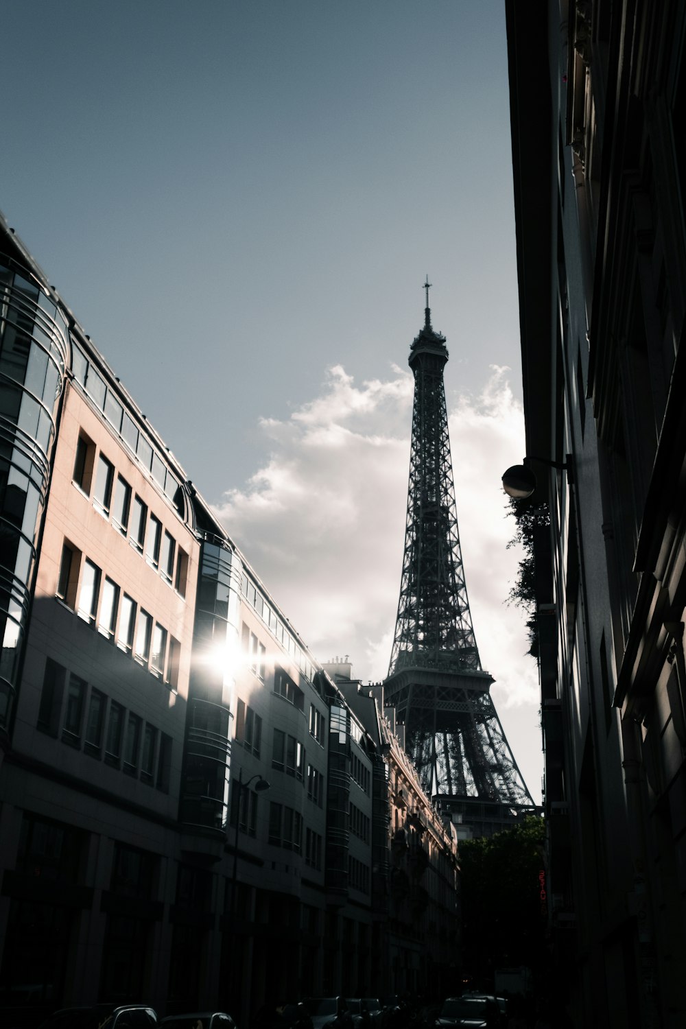 the eiffel tower towering over the city of paris