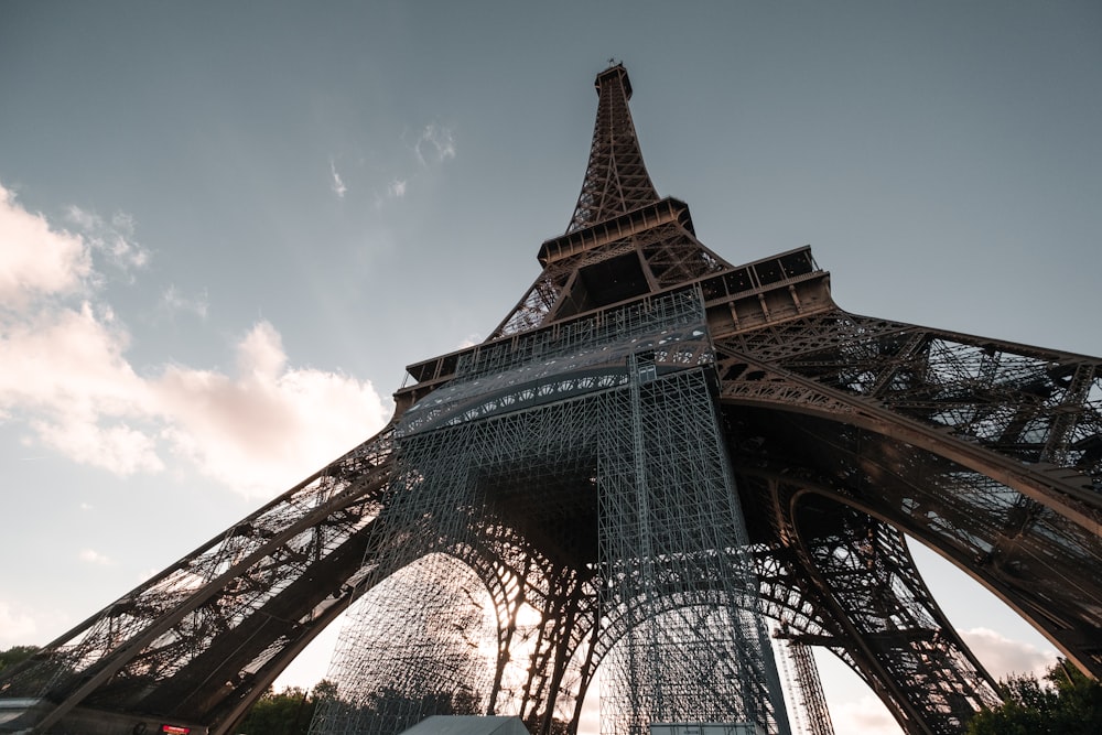 the eiffel tower towering over the city of paris