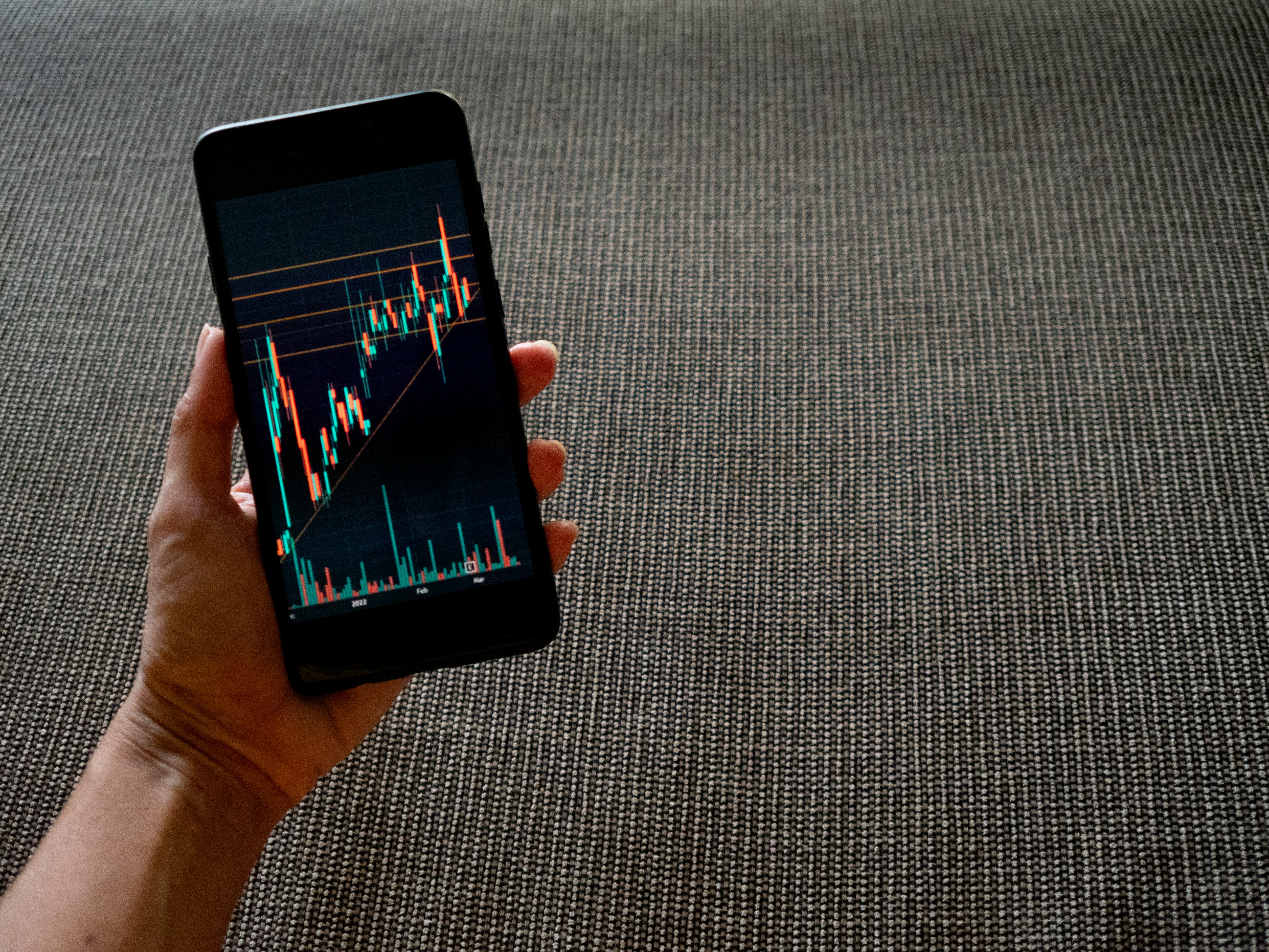 Calibrated Illusions: How Fintech Dashboards Engineer Your Financial Behavior
