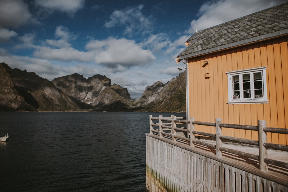 a small boat is in a body of water