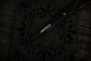 Heavy-Duty Scissors
