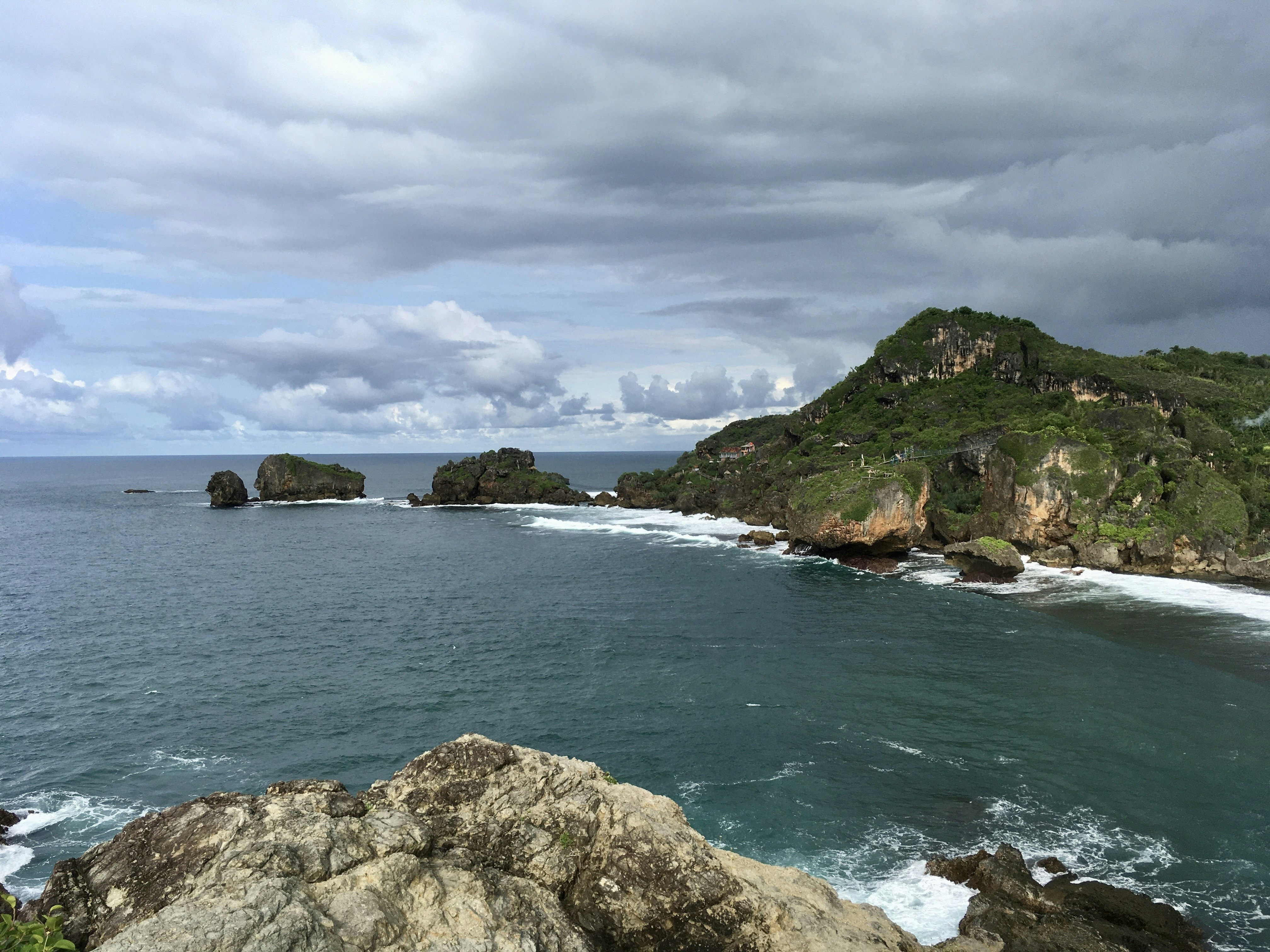 Photo by rahmatzumarli