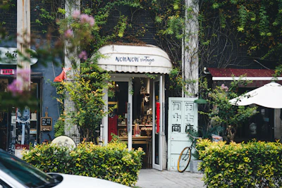 The vintage verde storefront at St. Anthoniyar Nagar, Chennai.