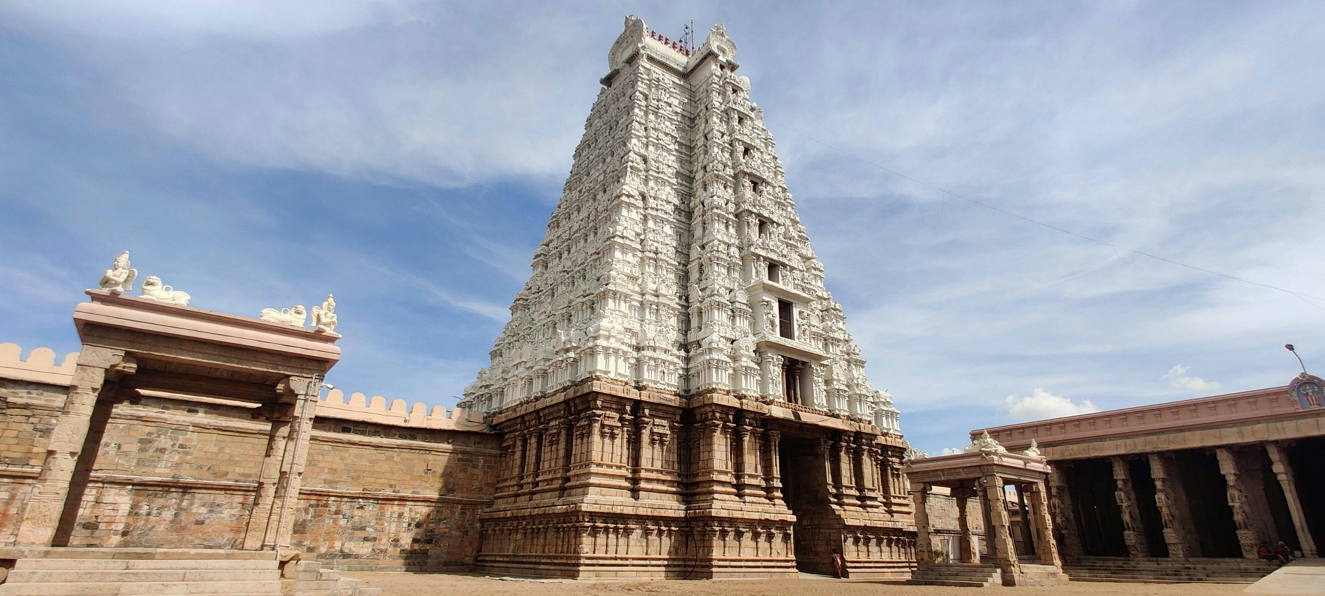 Sri Ranganathaswamy Temple: The Largest Functioning Hindu Temple in the World