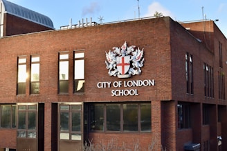 the city of london school building is red brick