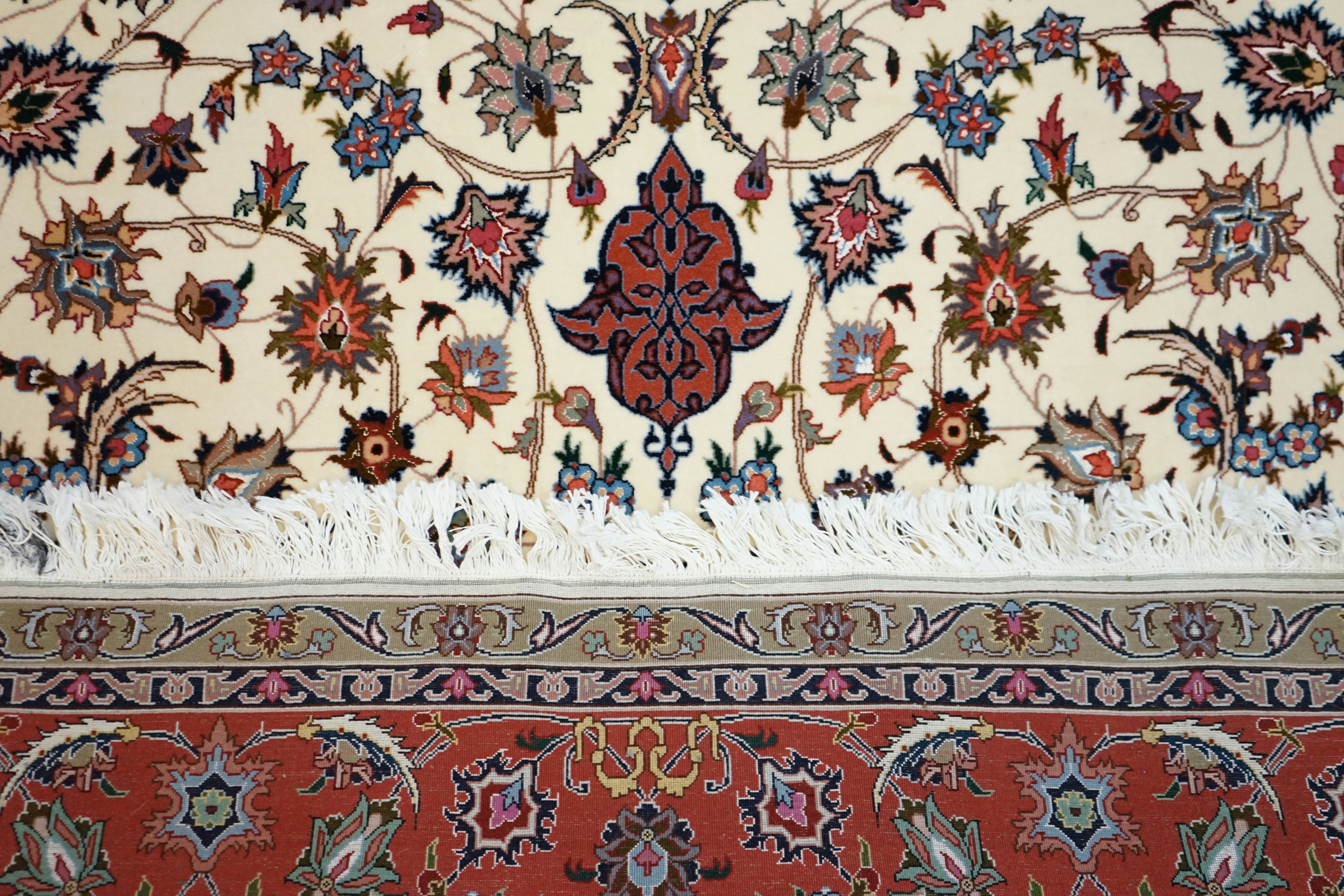 Hand-tufted Carpets