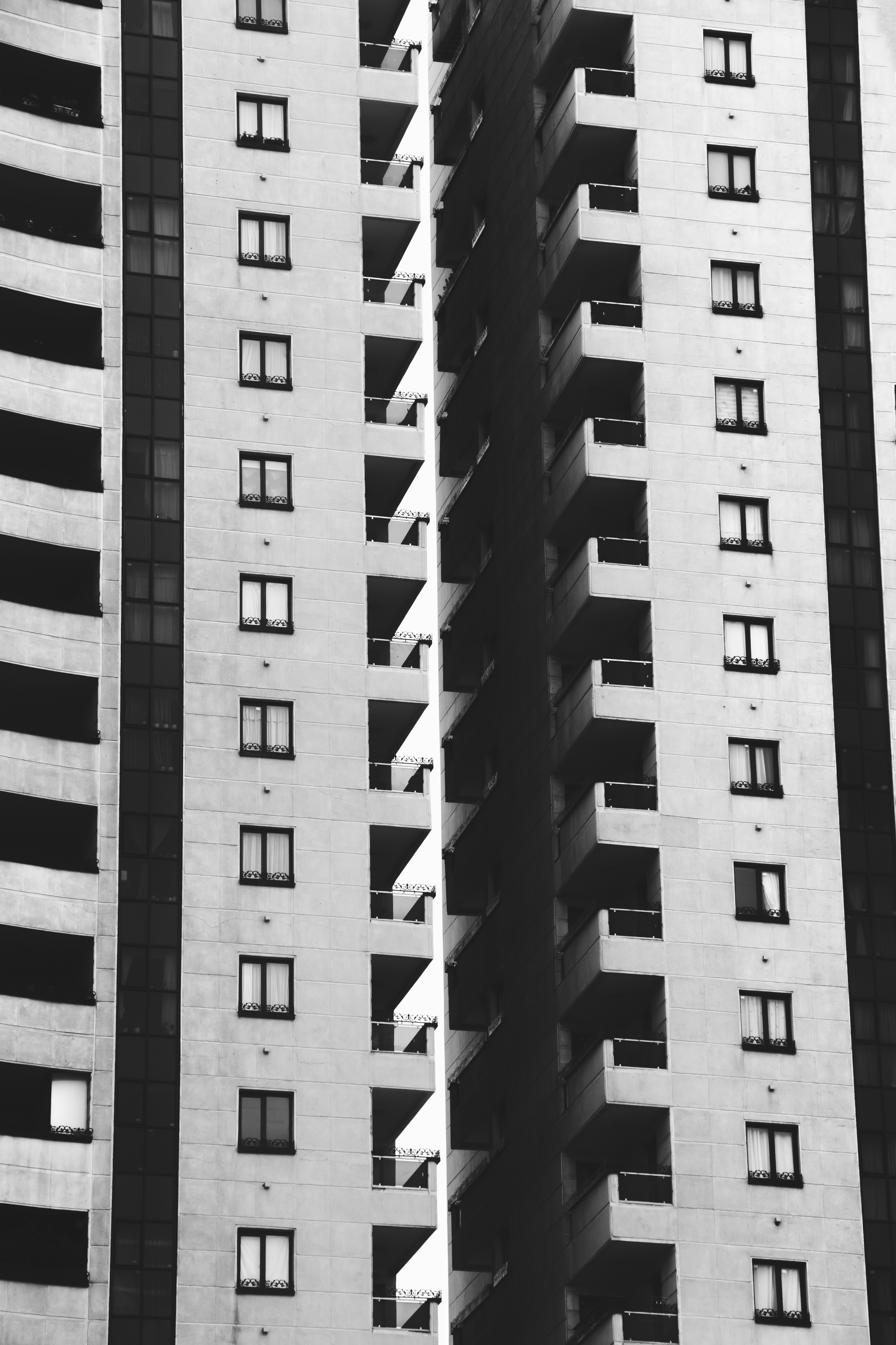 Photo by mahdibafande