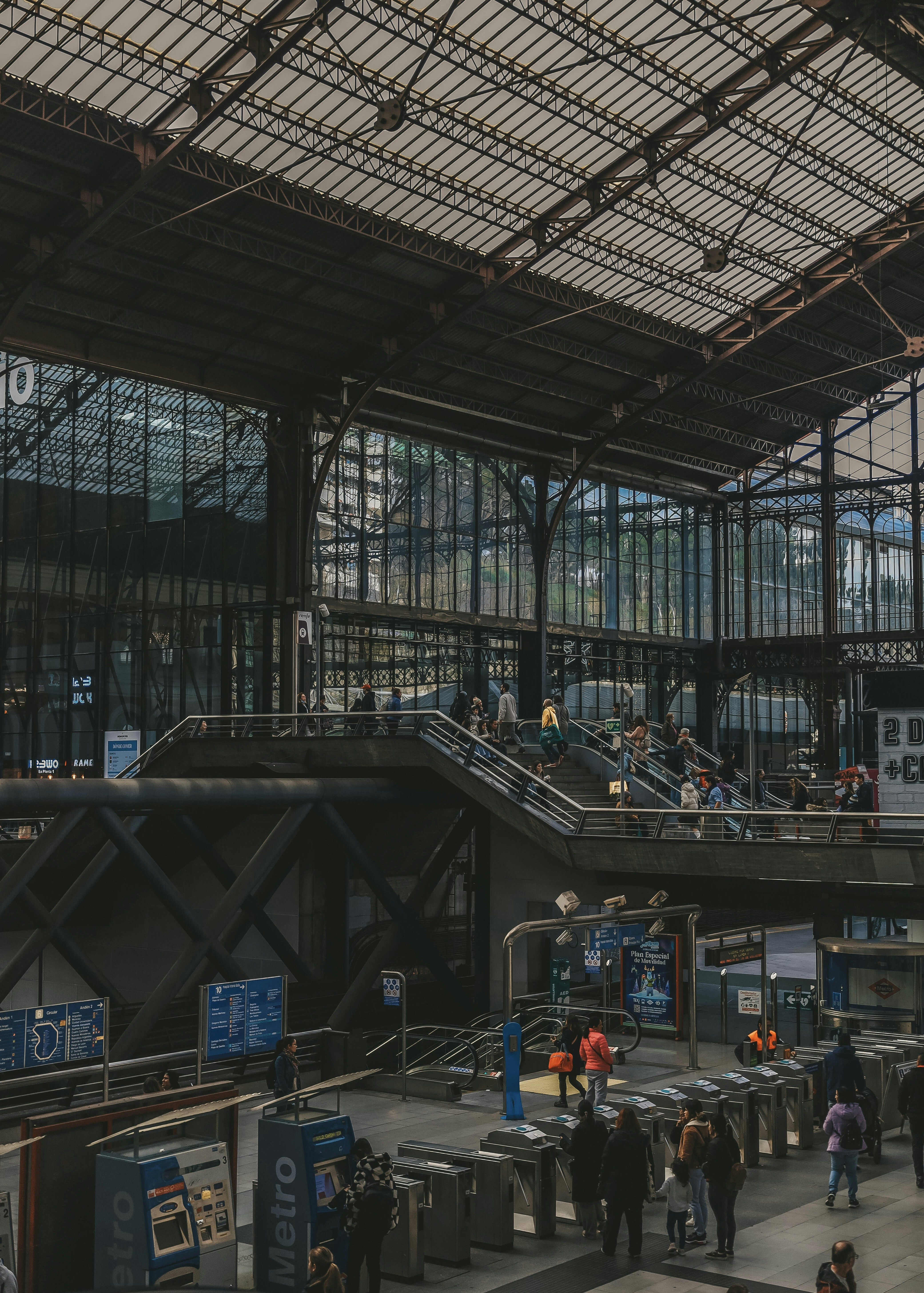 Regional and Commuter Trains: Your Gateway to Local Spain
