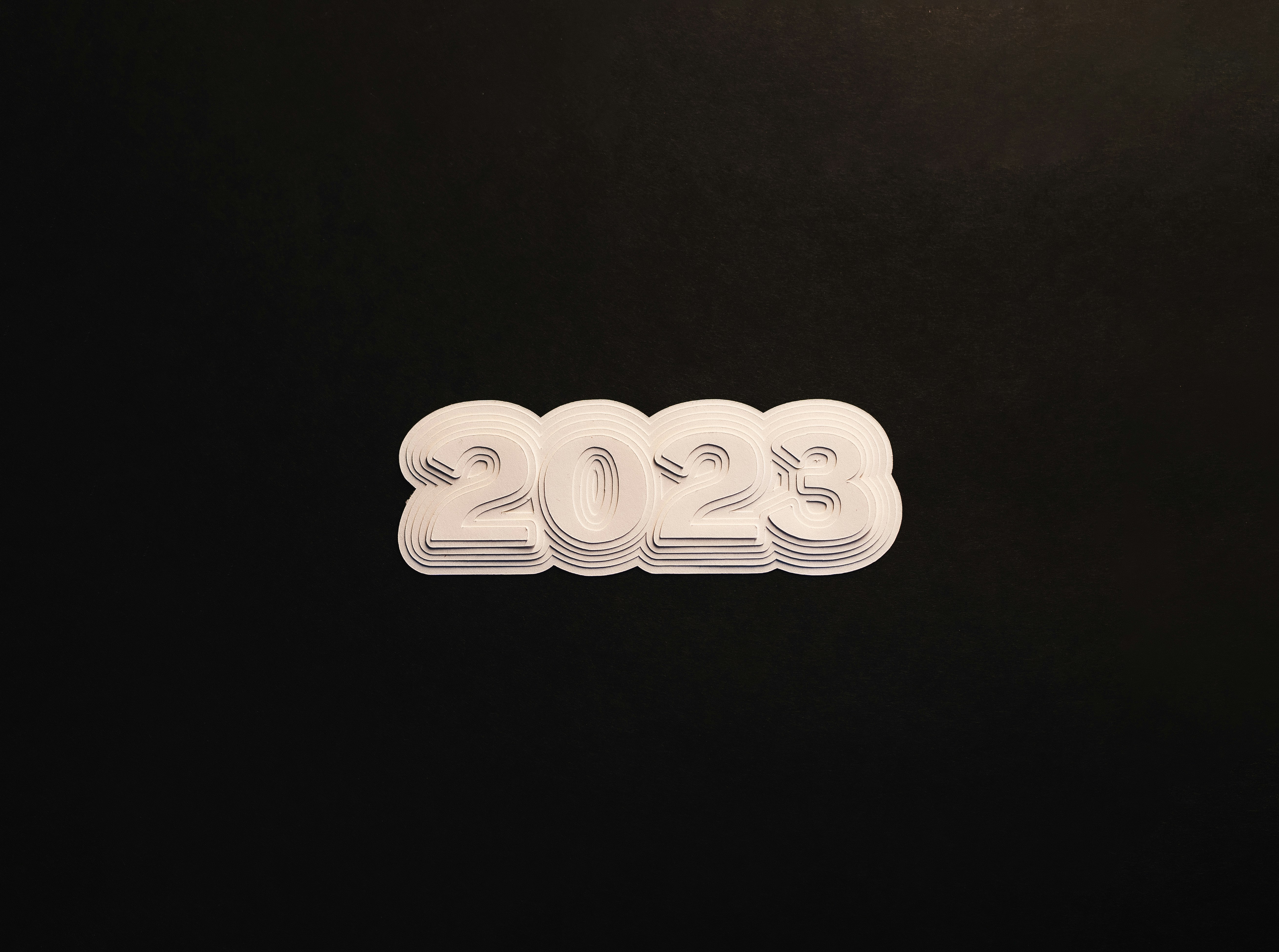 photo-1671584643380-d81ad17cde02?ixid=M3wxMjA3fDB8MXxzZWFyY2h8MTZ8fHNvYnJlZG9zaXN8ZW58MHx8fHwxNzY1MDIxNTYxfDA\u0026ixlib=rb-4.1.0