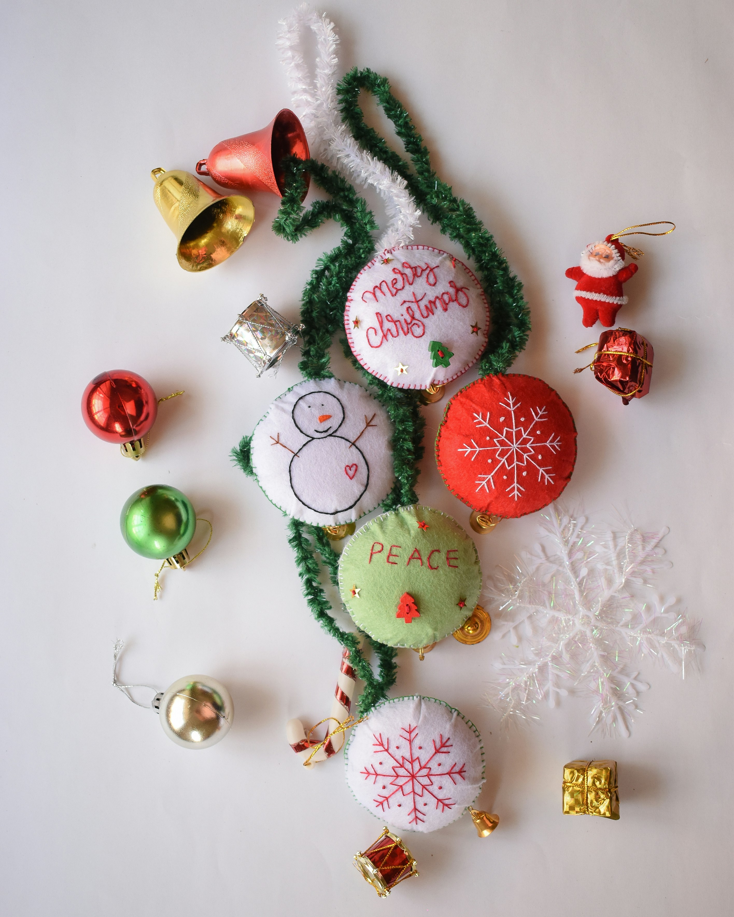 Creating a Festive Atmosphere: Holiday Gifts and Decorations