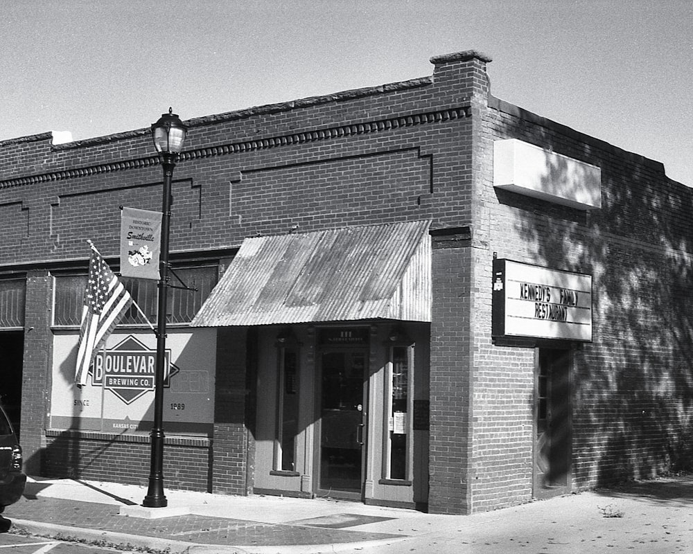 a black and white photo of an old building