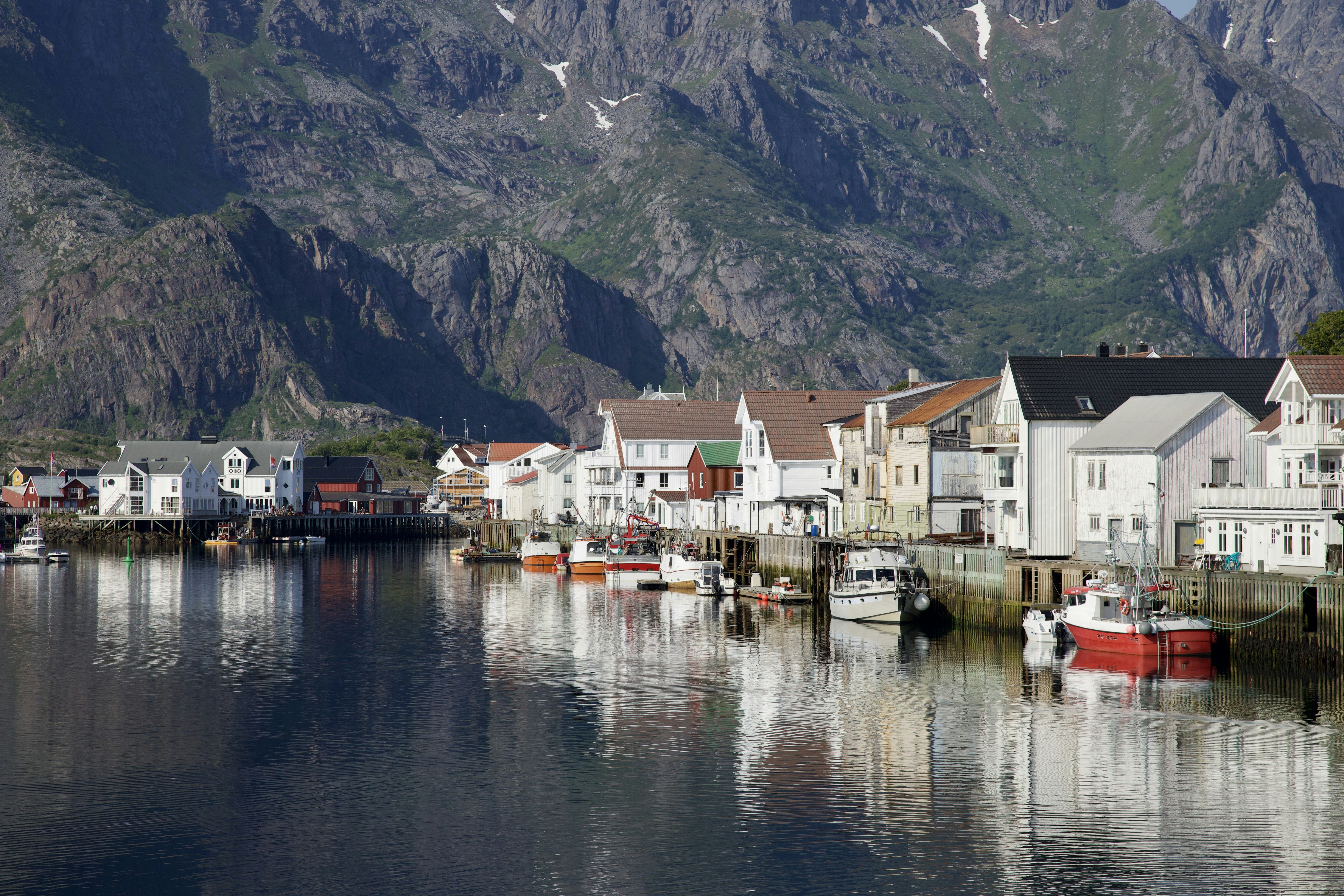 Photo by stockbirken