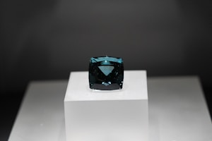 Collector-Grade Sapphire