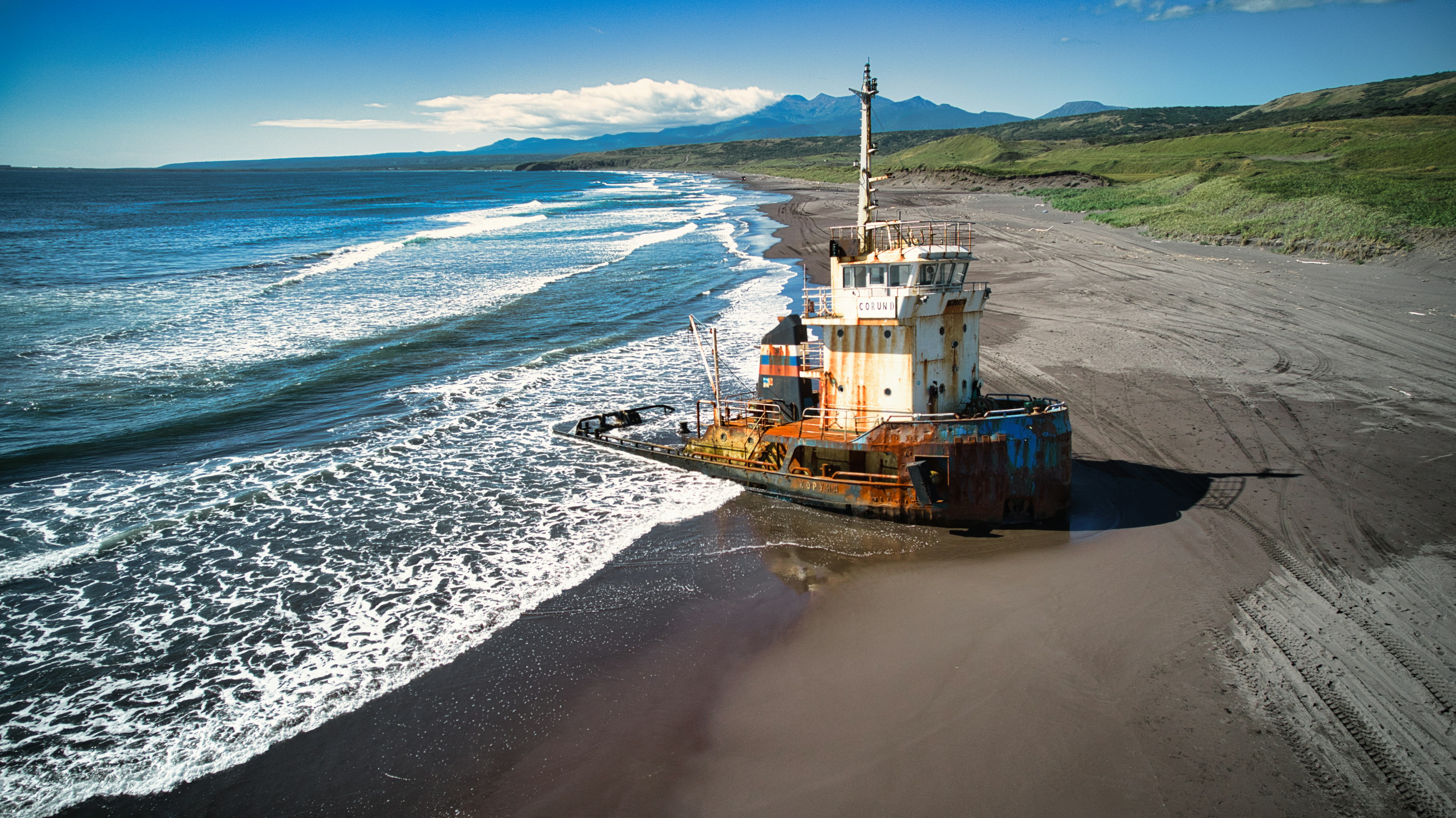 Geological Uplift in Aleutian Islands Linked to Pacific Plate's Movement