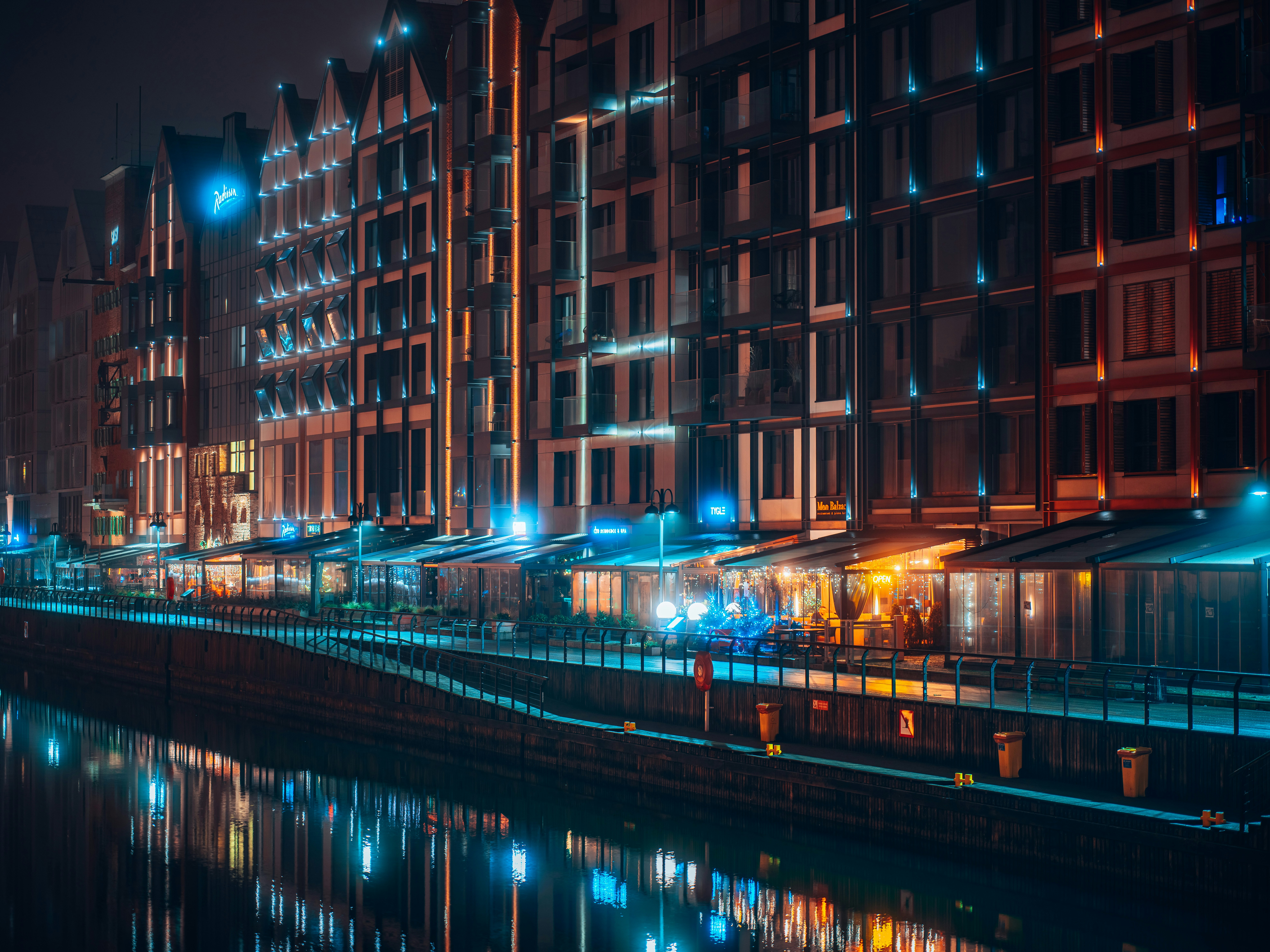 Photo by egorkomarov