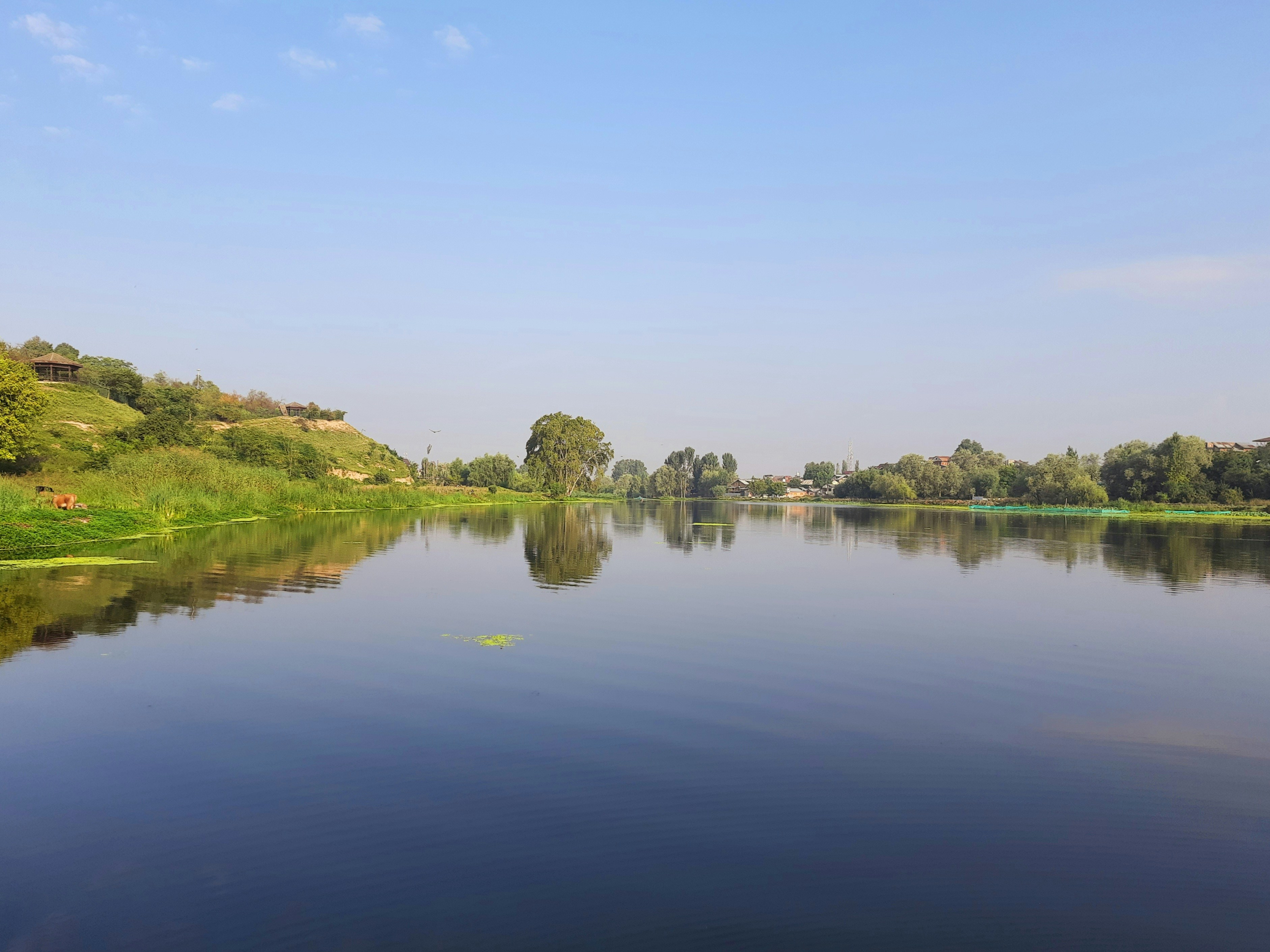 Photo by tawseemhakak