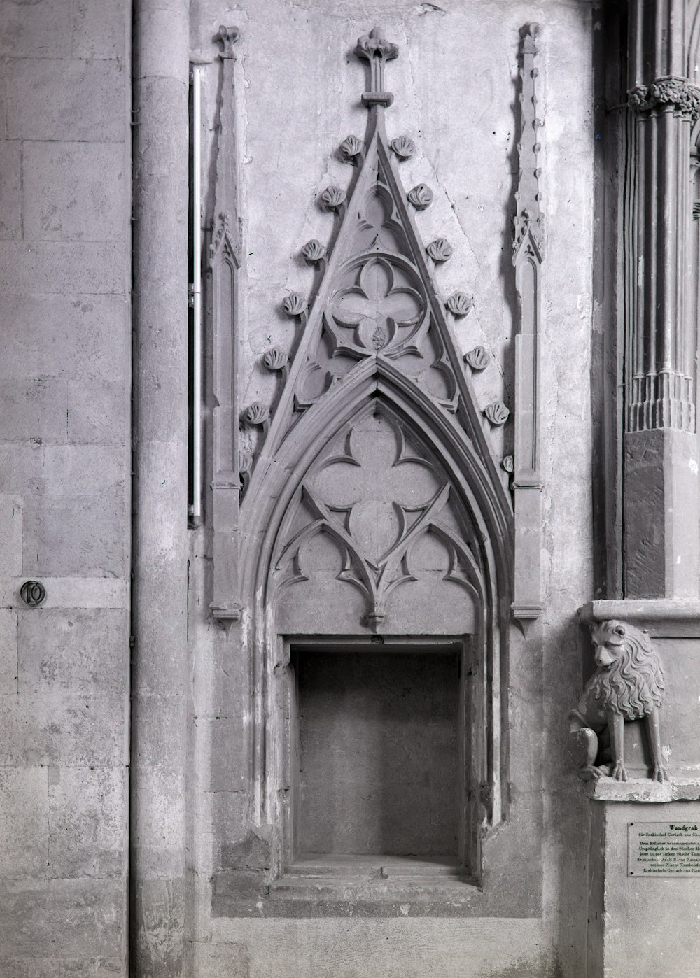 a black and white photo of an old building