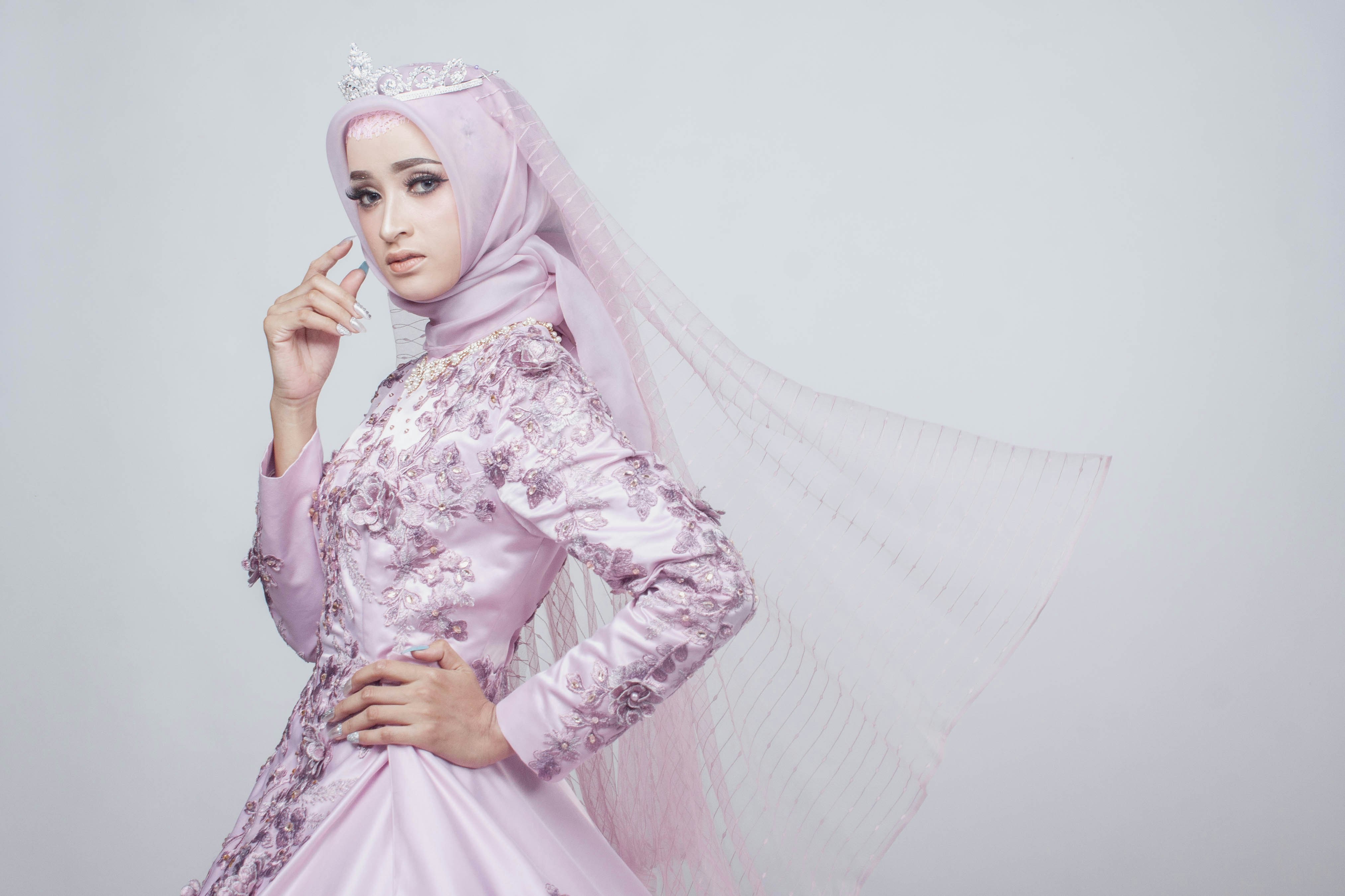 Sewa gaun pesta bridesmaid Purwodadi — koleksi gaun pesta elegan Tera Bridal