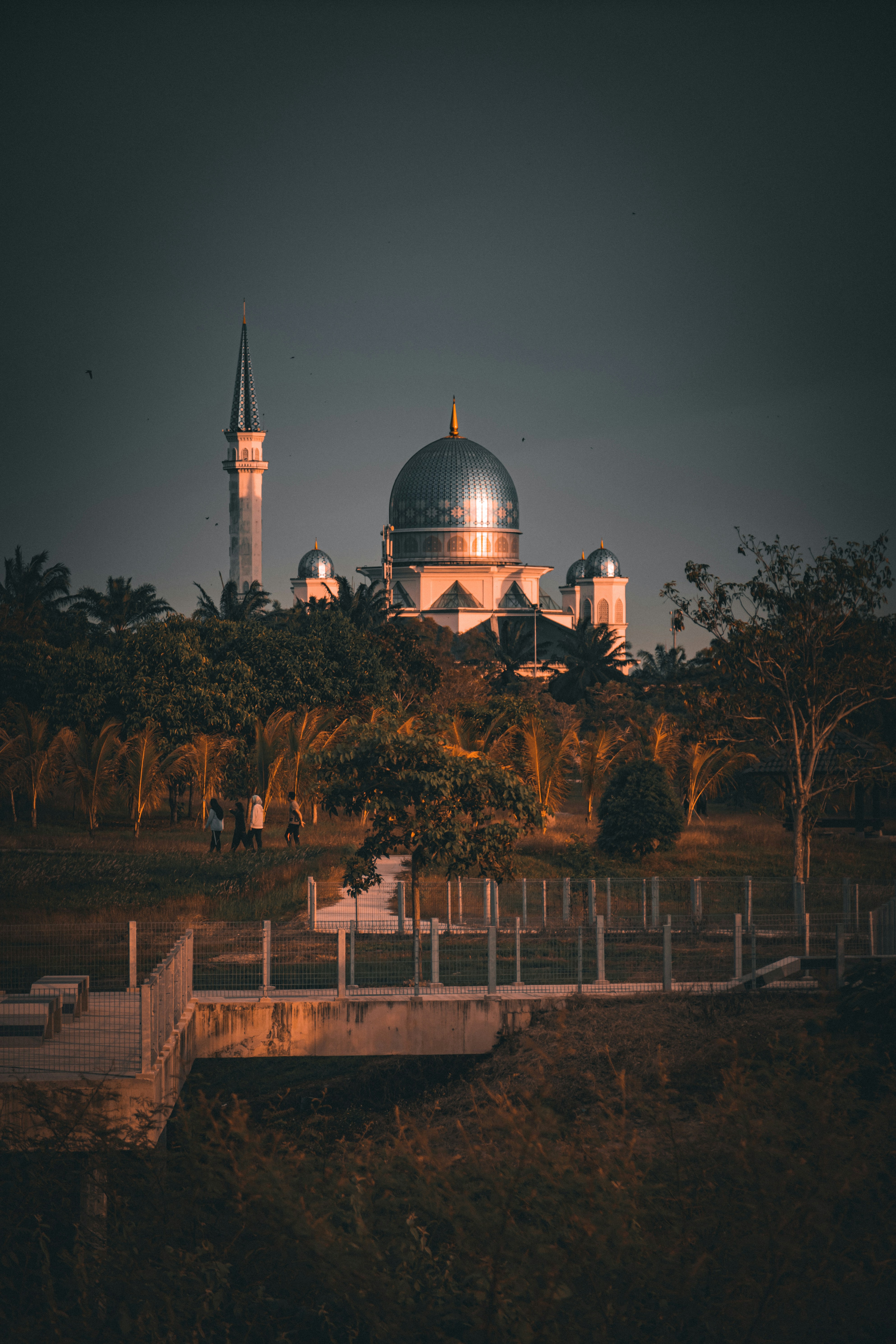 Photo by loghendhiran