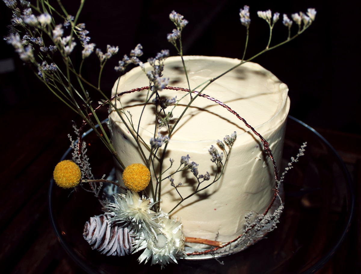 Can You Really Bake a Wedding Cake in Under Four Hours?
