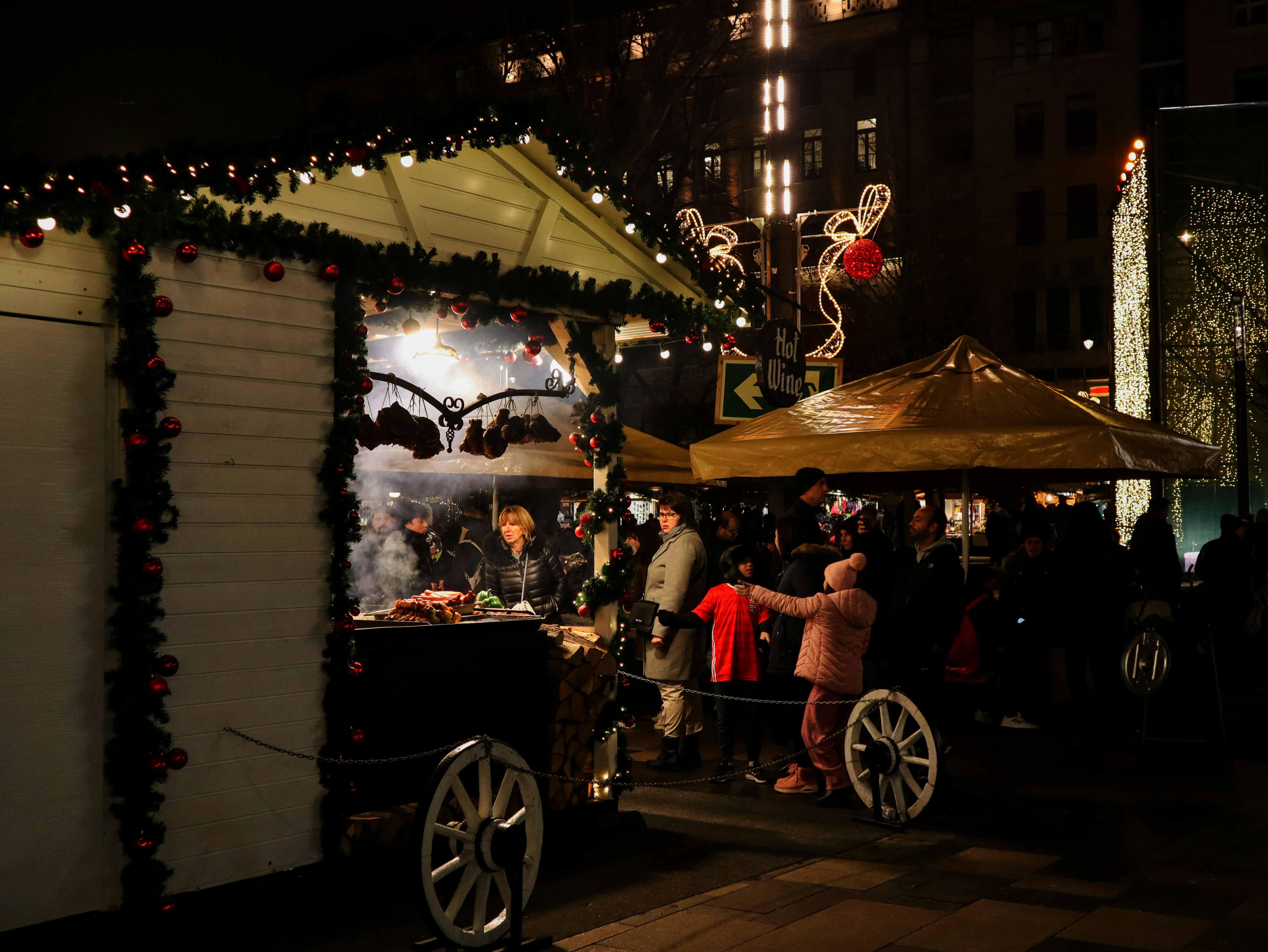 Budapest Christmas market - package holiday budapest