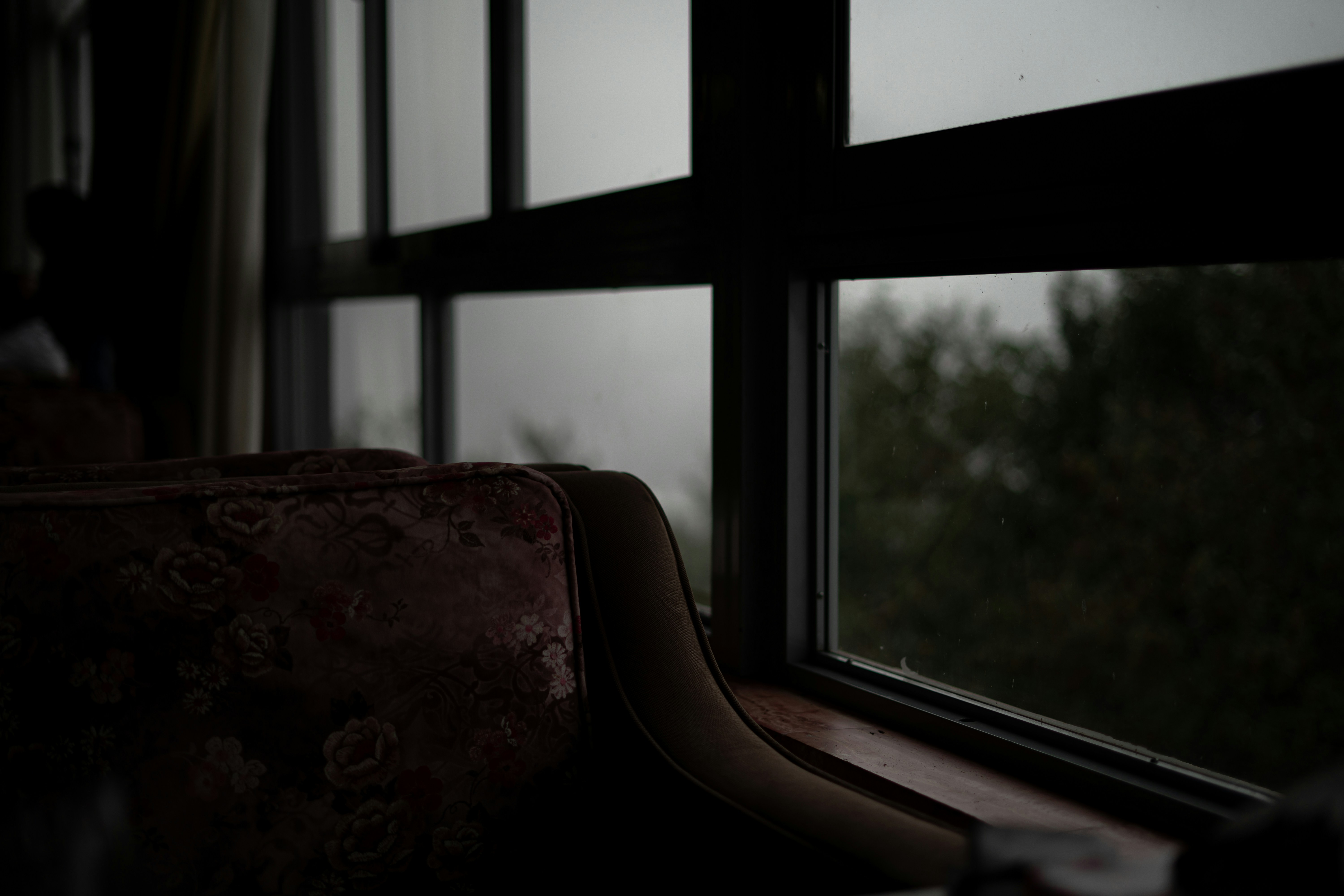 Why So Many Smart, Successful Men Feel Disconnected at Home (And Don’t Know Why)