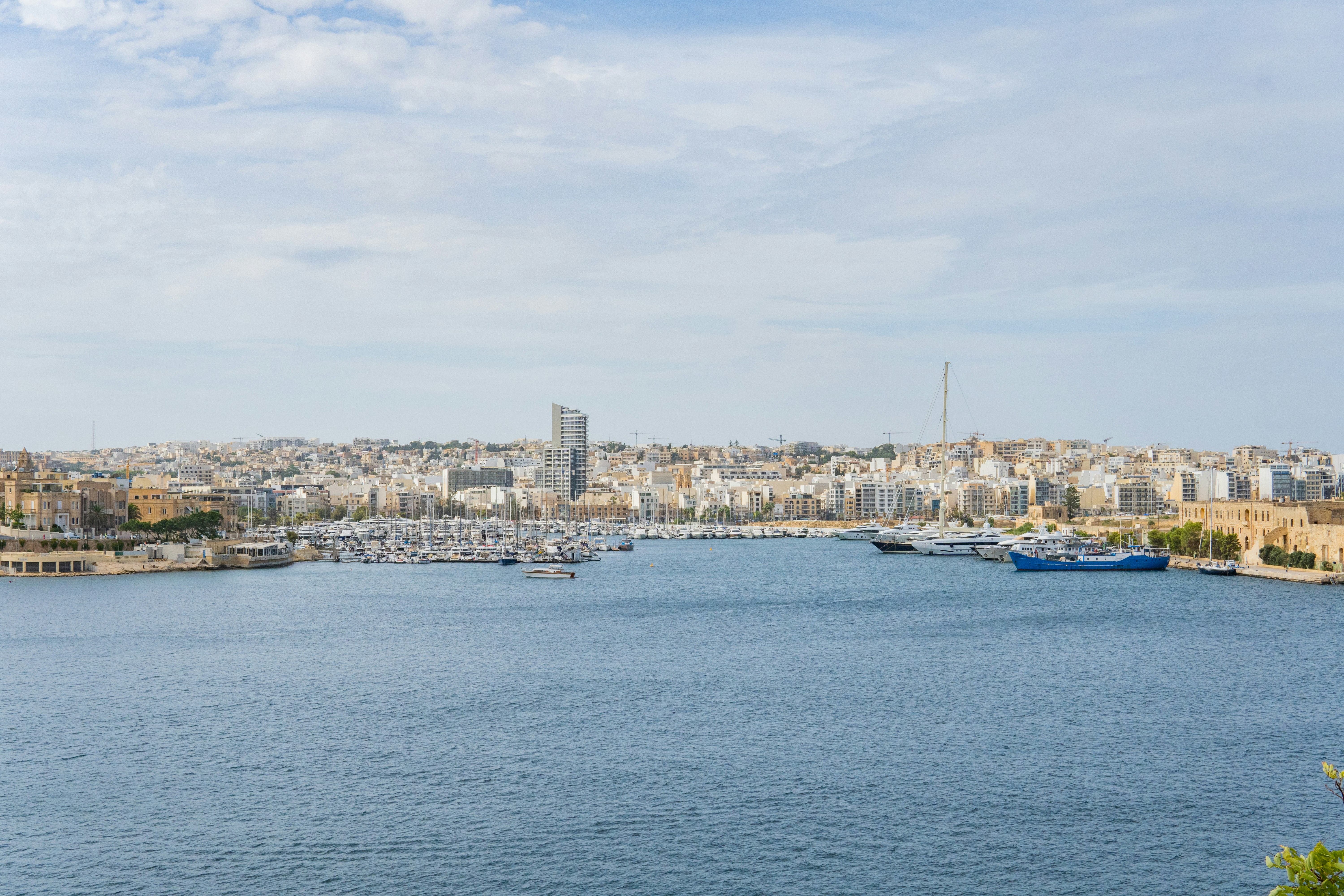 Photo by bernhardvisuals