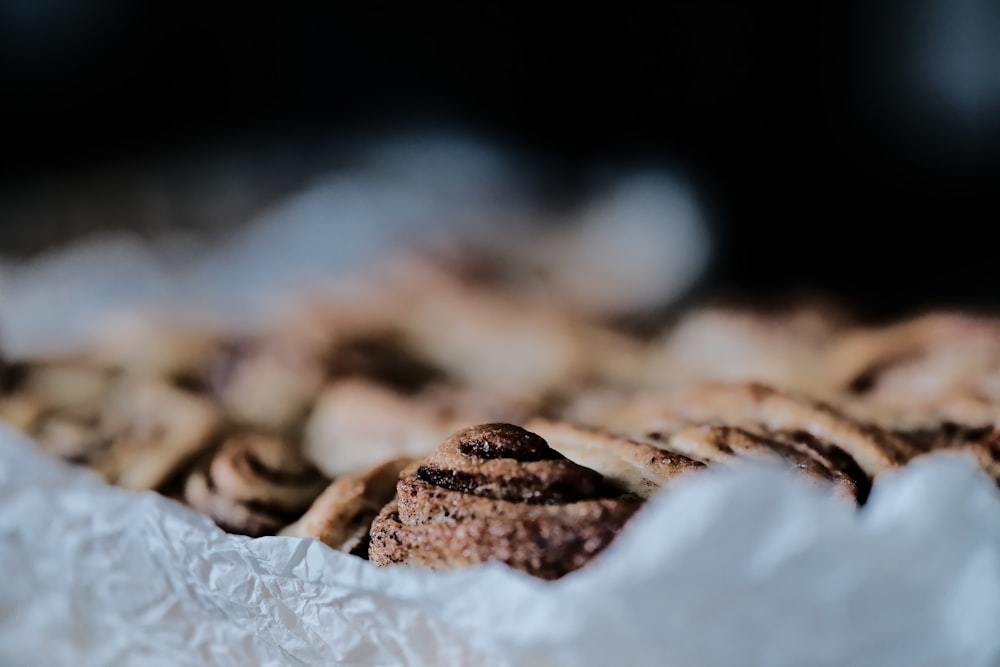 a close up of a bunch of cookies on a table