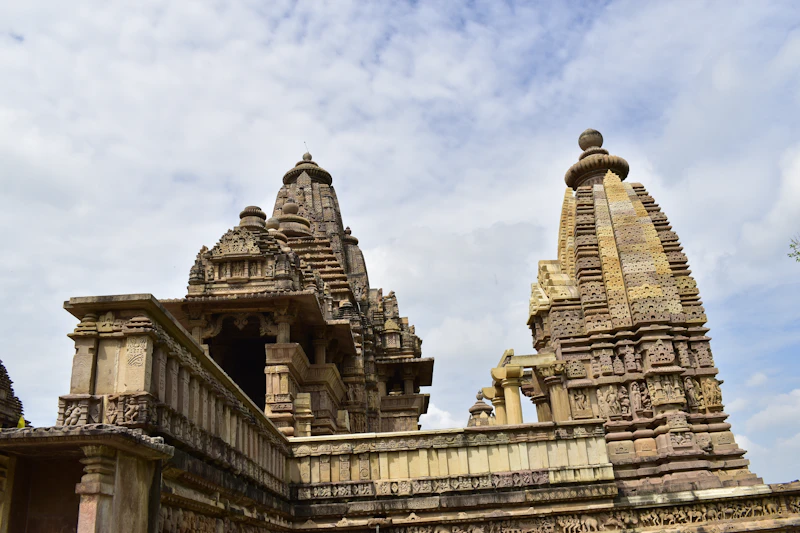 The Perfect One-Day Itinerary in Khajuraho: Where to Go and When