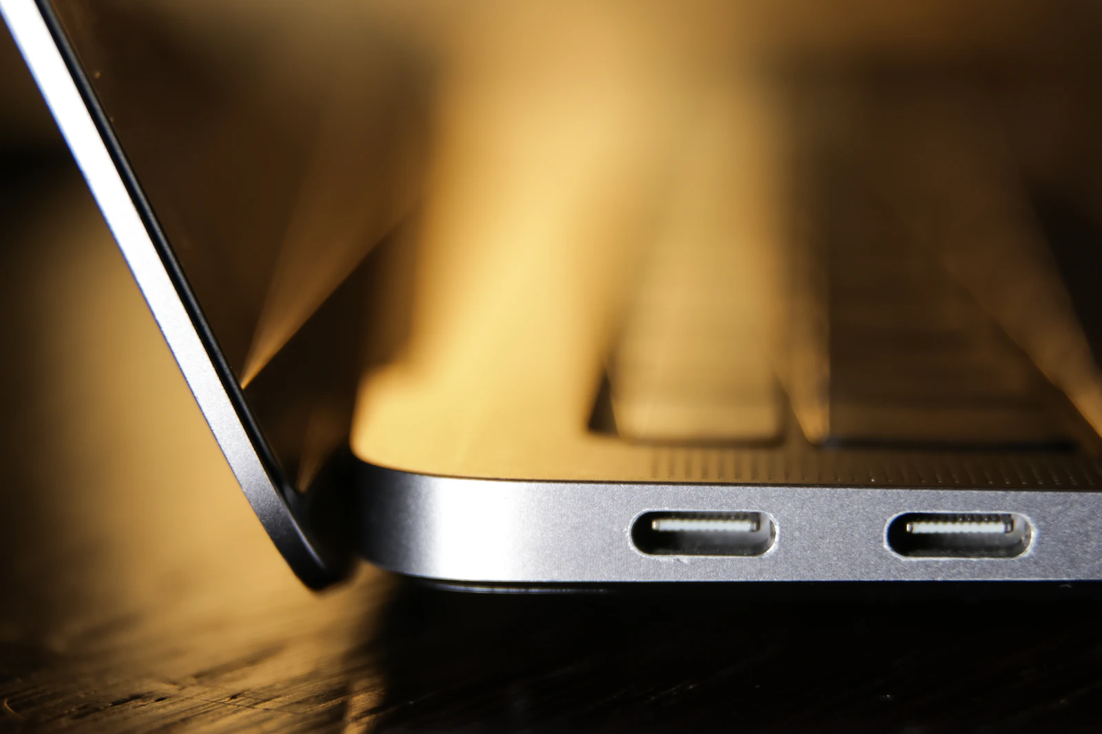 Close-up of a USB-C cable plug, the connector USB4 always uses