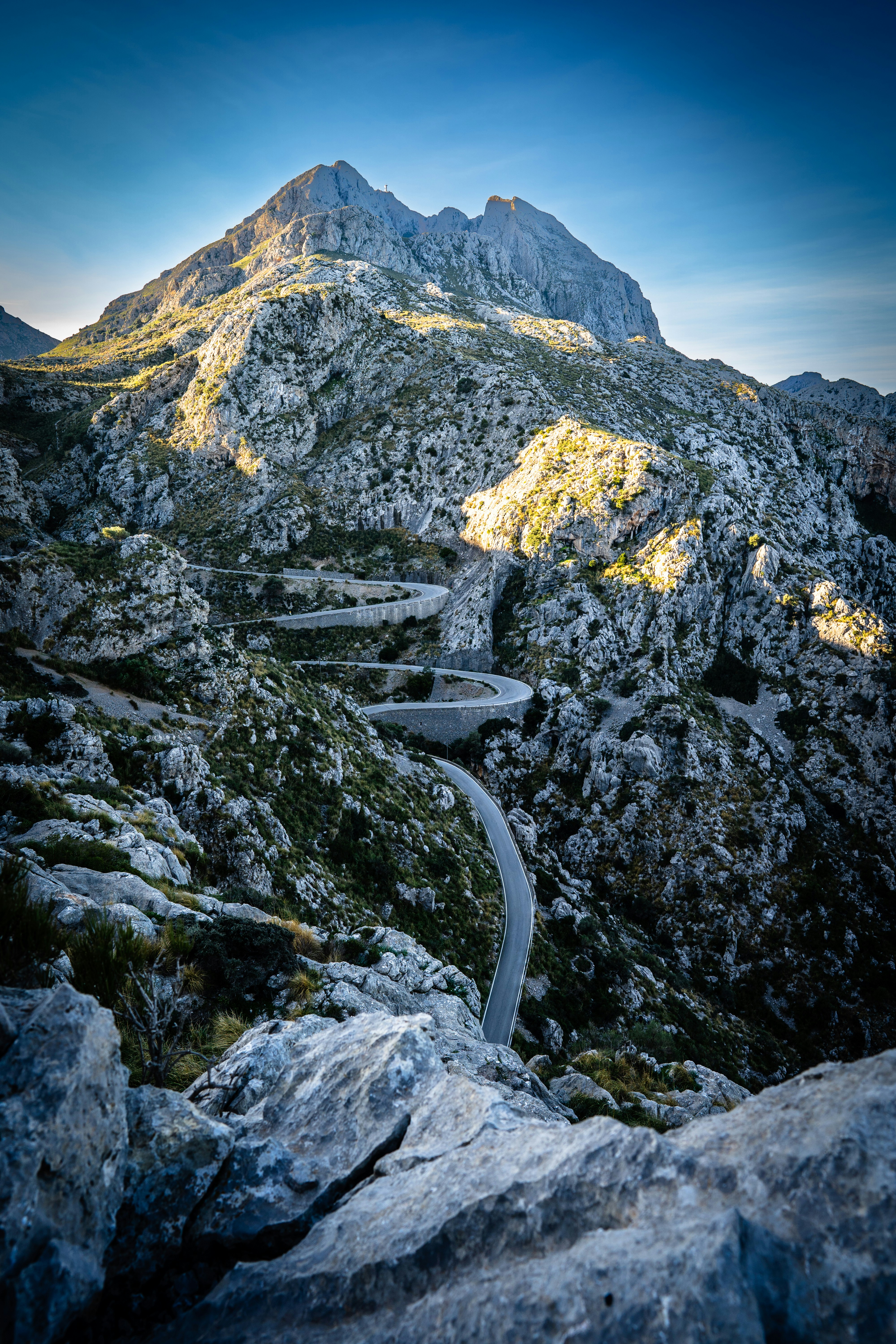 Photo by artemioz