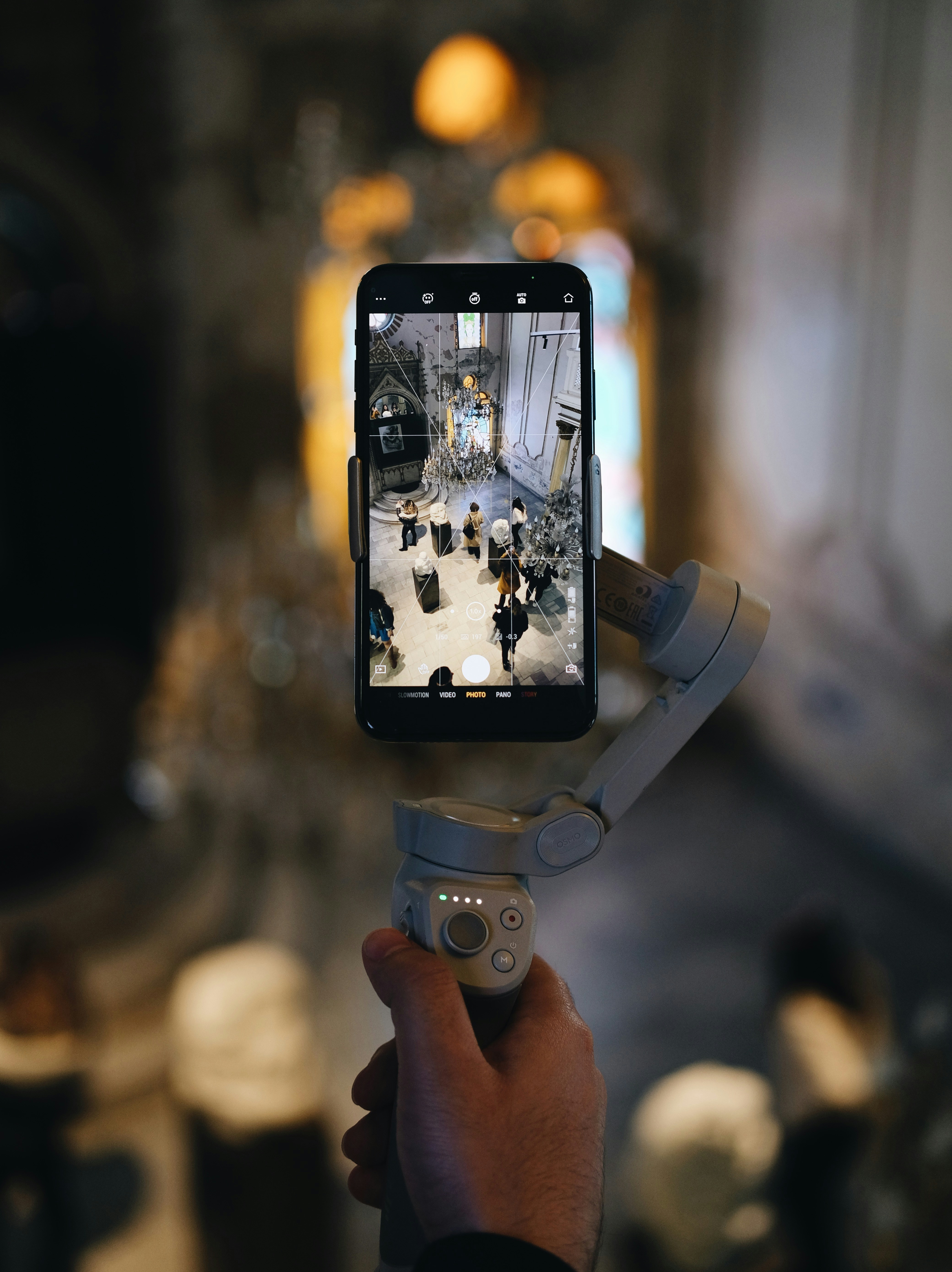 modern smartphone gimbal, wallpaper, Smartphone Gimbal Review: Choosing the Best for Cinematic Video 3