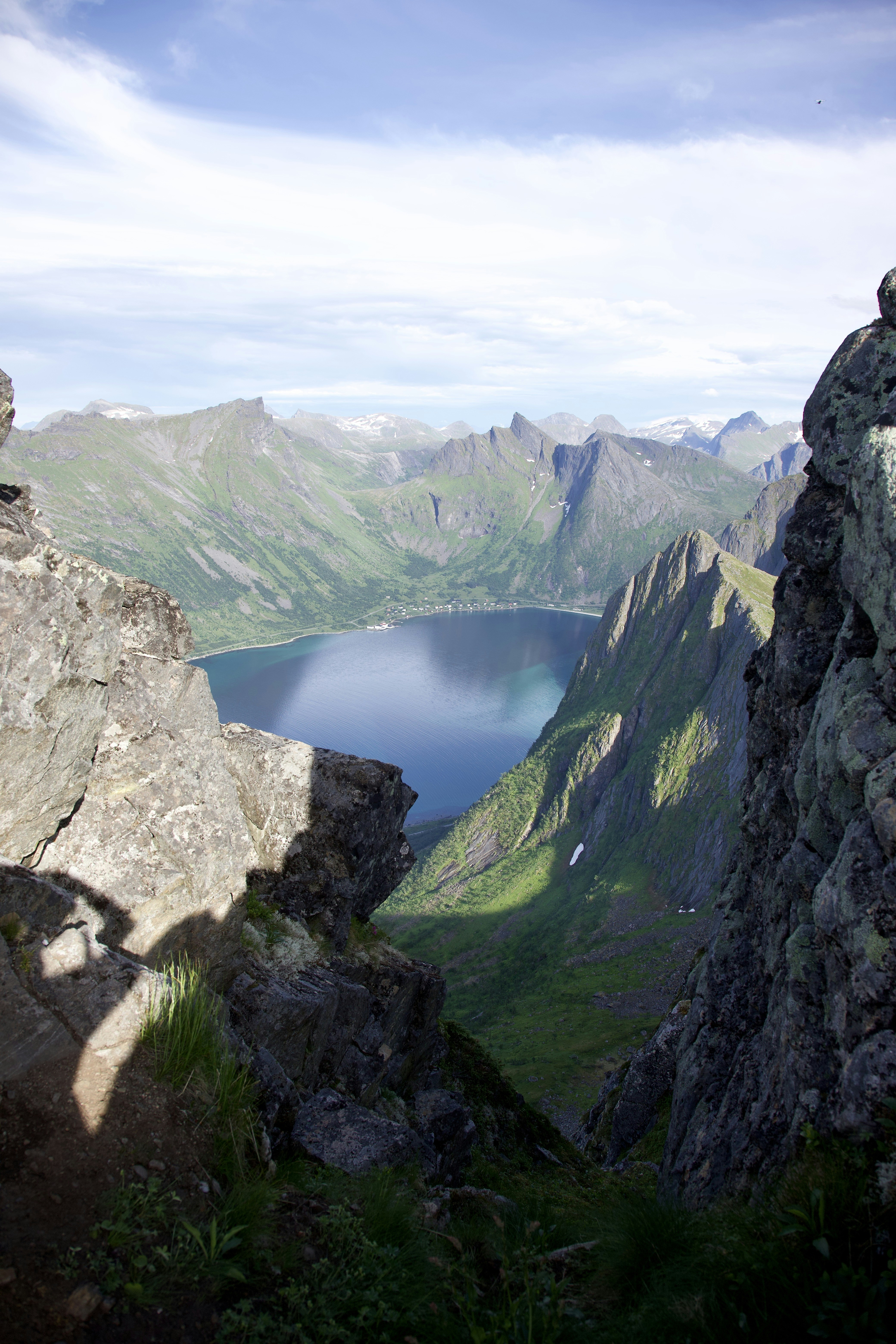 Photo by stockbirken