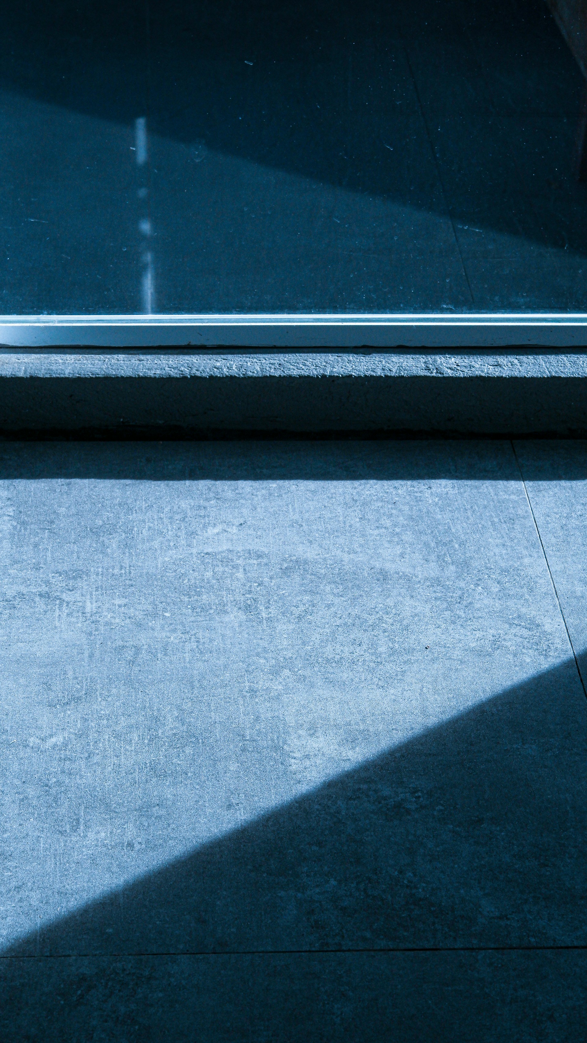 black and brown leather padded tub sofa