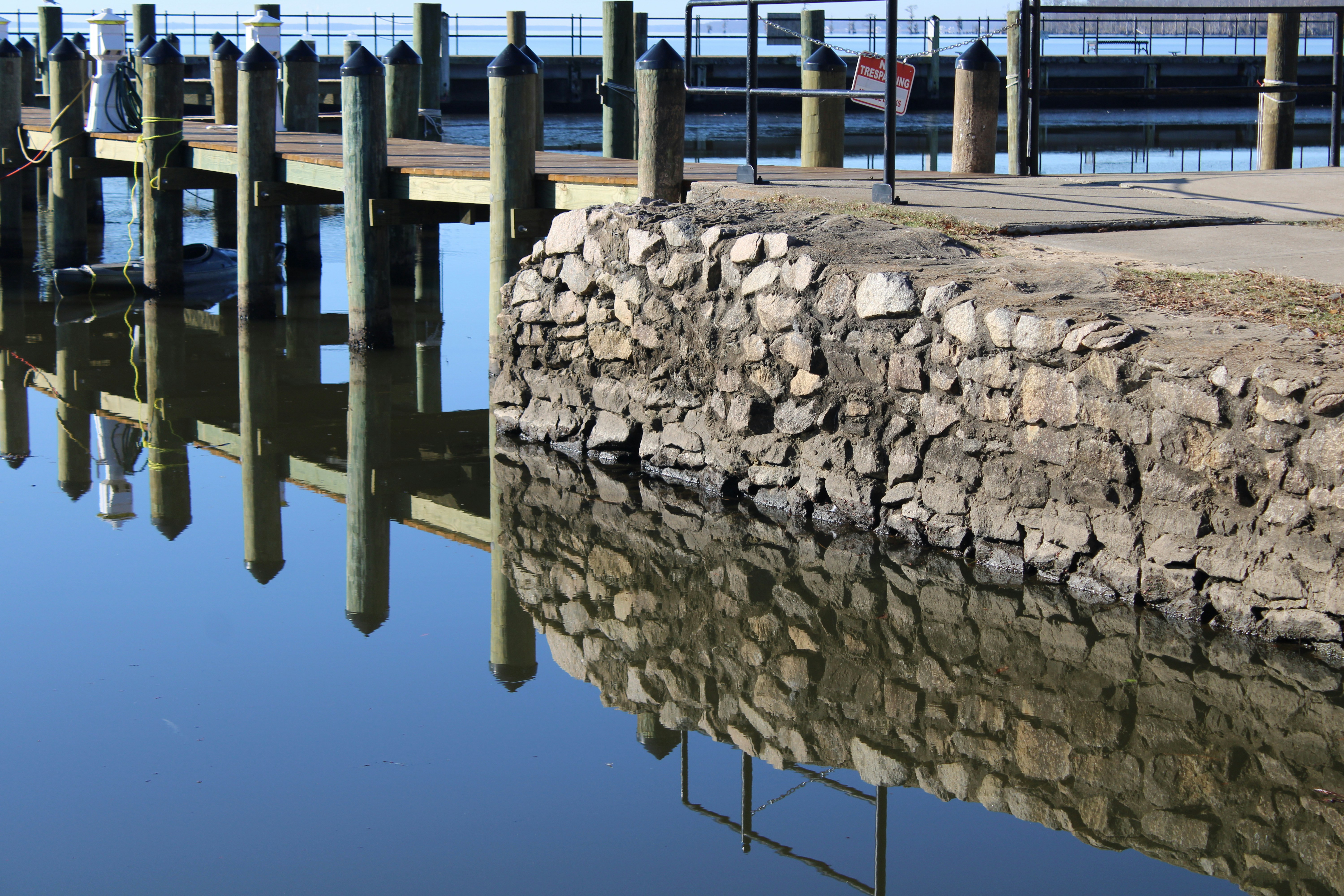 Colonial Waterfront Park