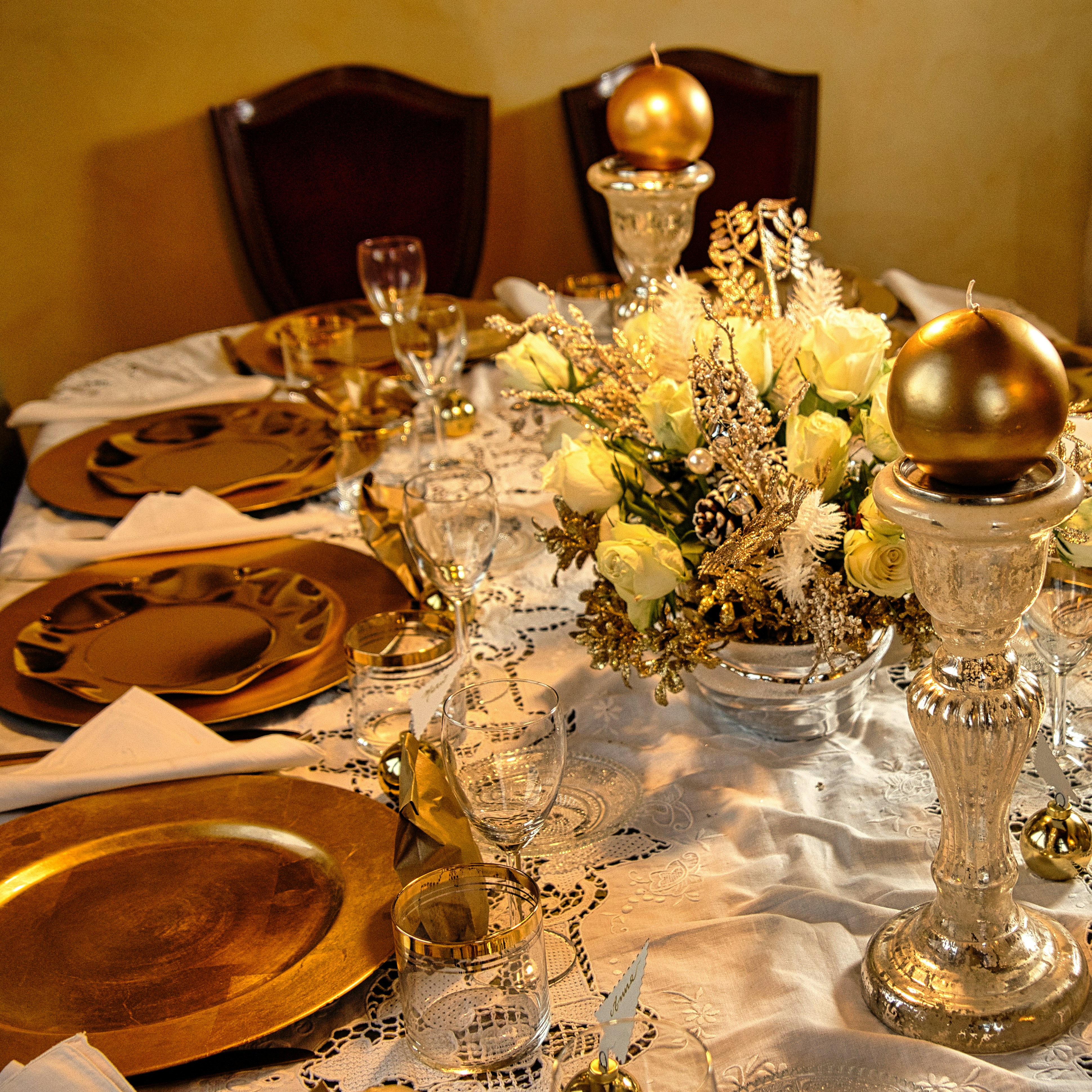 Elegant Table Linens