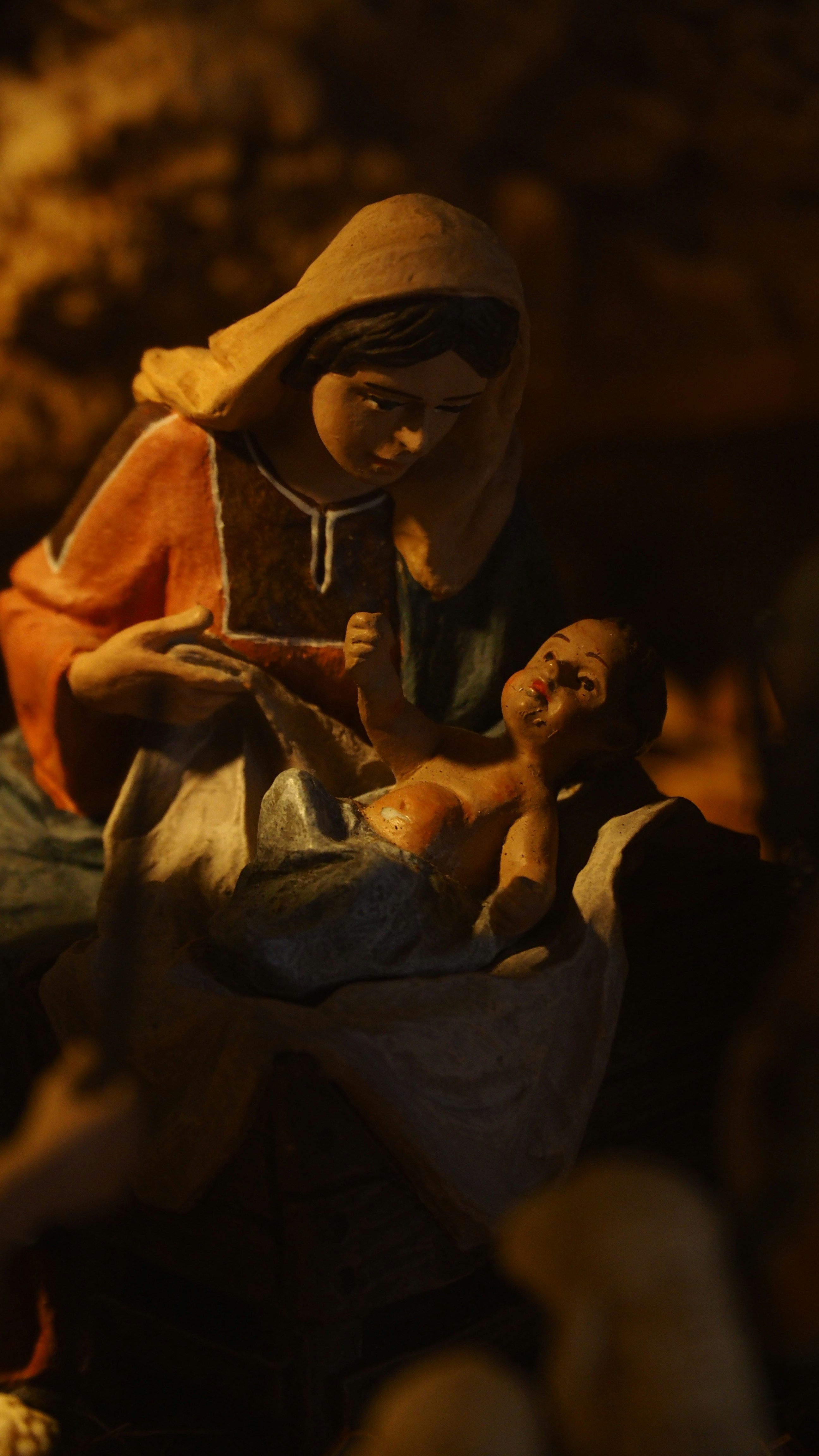 a nativity scene of a baby jesus in a manger scene