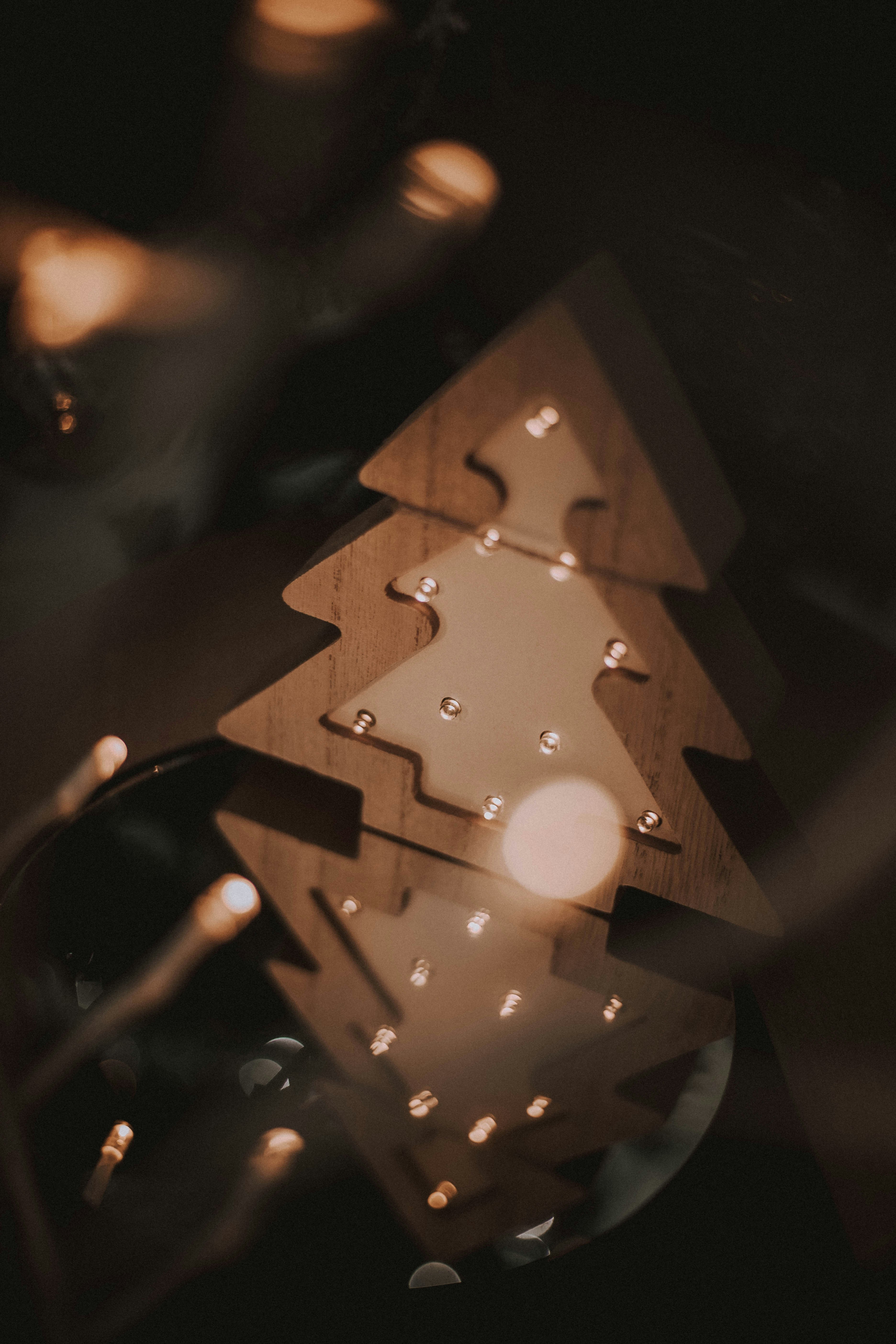 Talking turkey? Use the highest-quality happy thanksgiving imagers from Unsplash to capture the friends-and-family vibe that we all cherish.