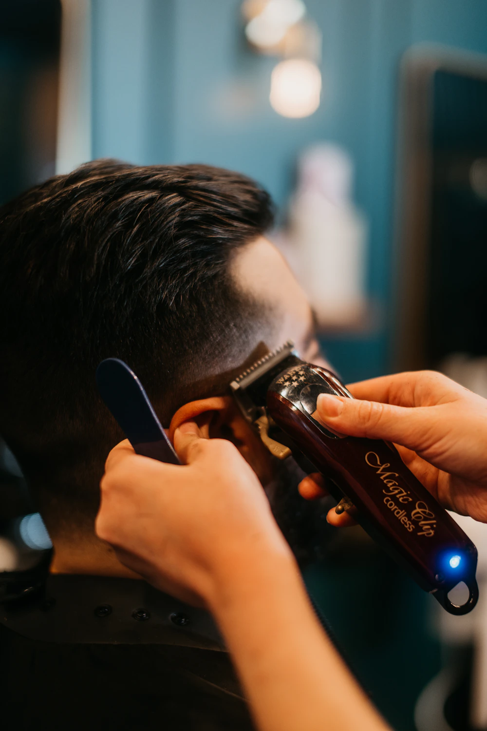 Ambiente moderno de barbearia