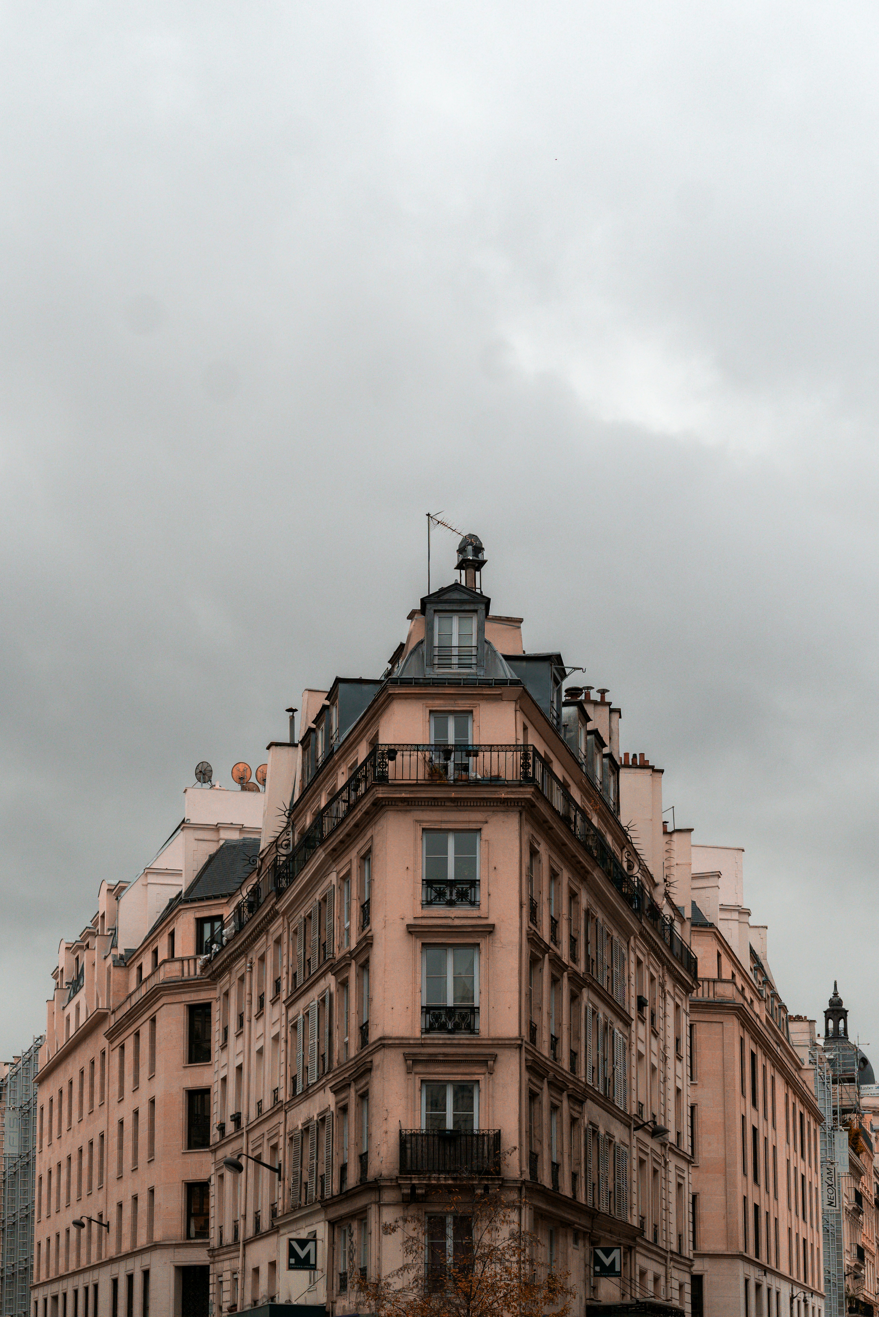 Photo by valentinlacoste