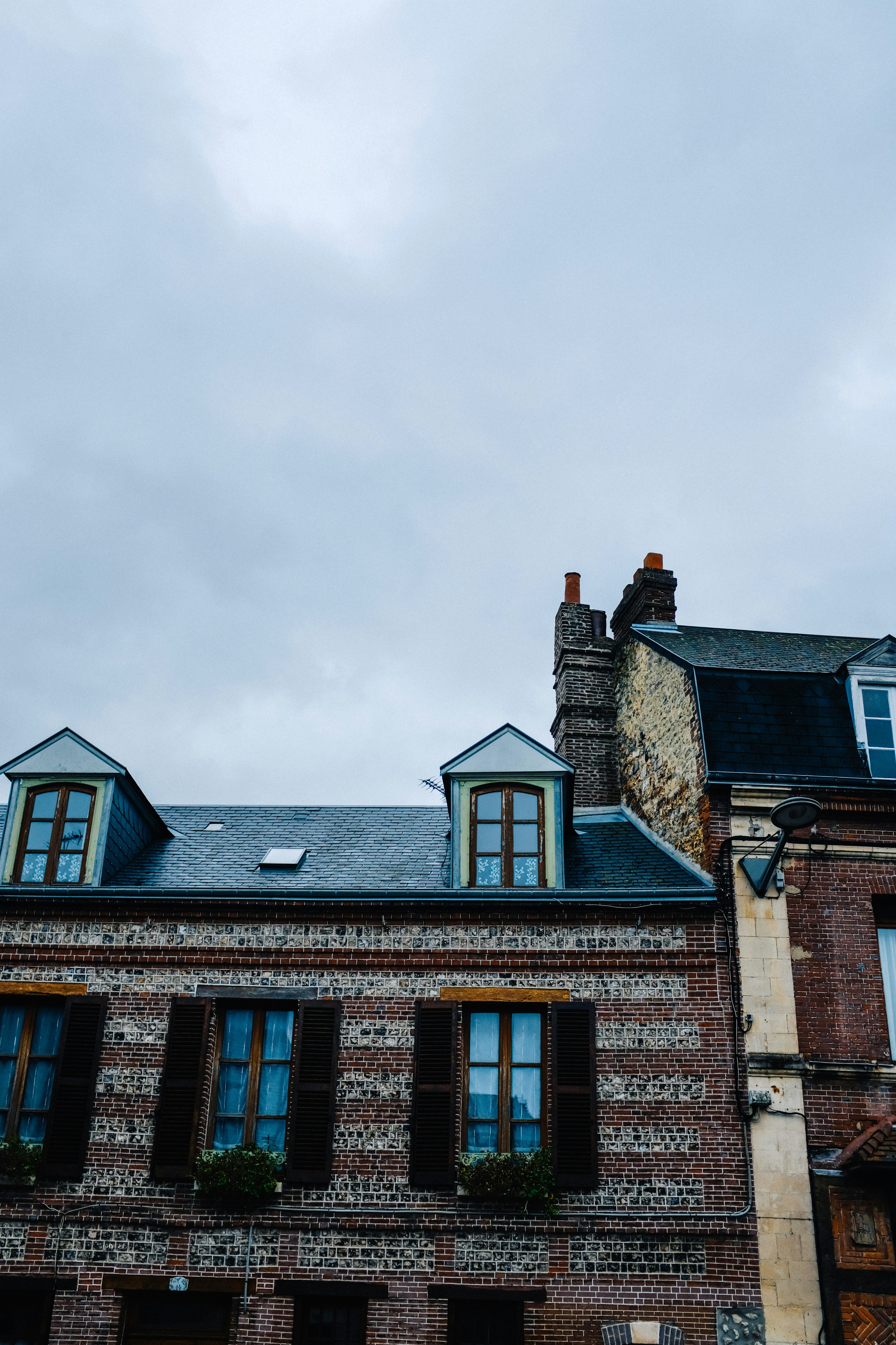 Photo by adrienolichon