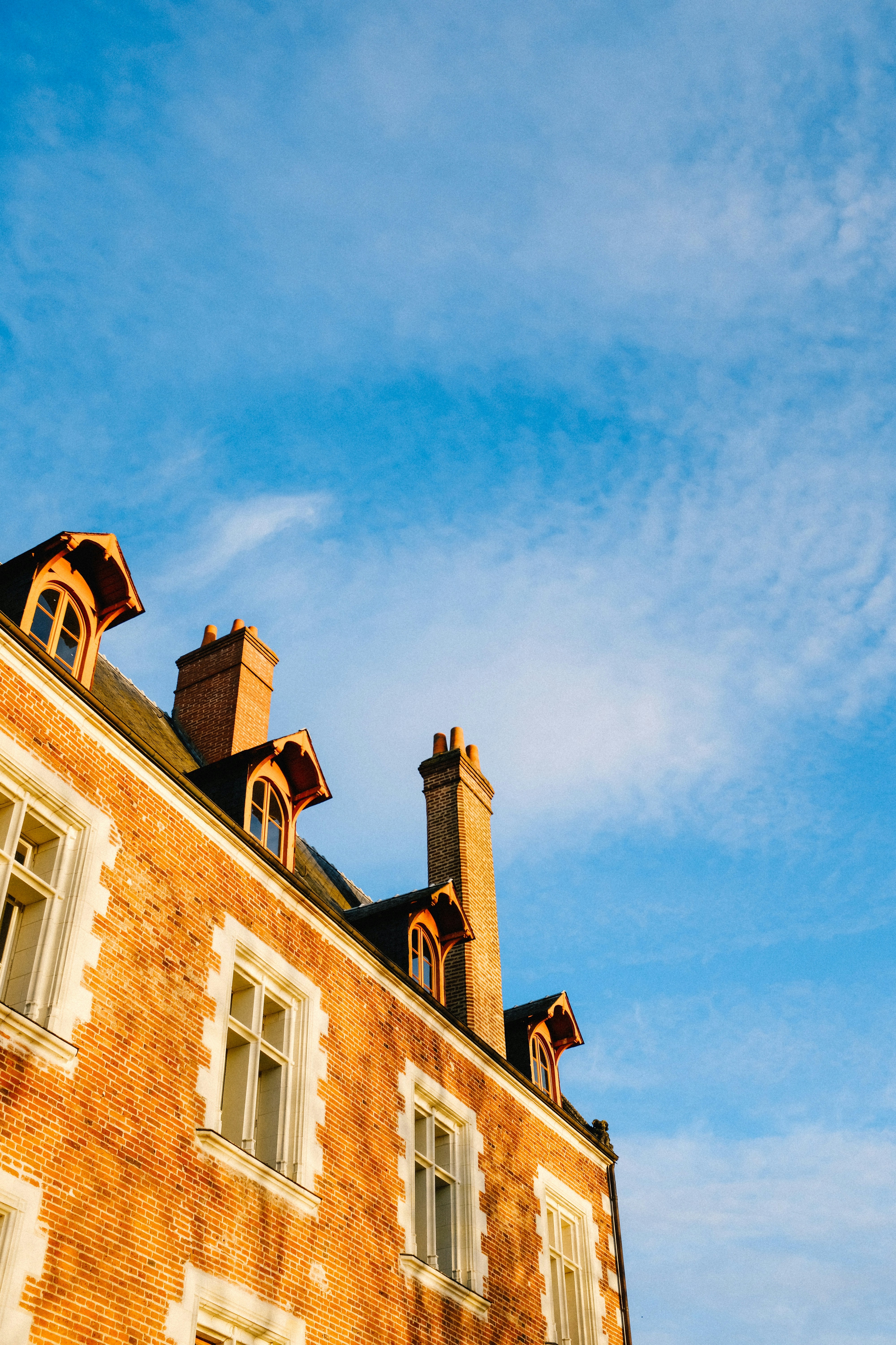 Photo by adrienolichon